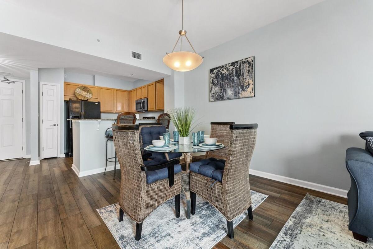 Penthouse Amazing Gulf Views Walk Or Shuttle Sleeps 6 *