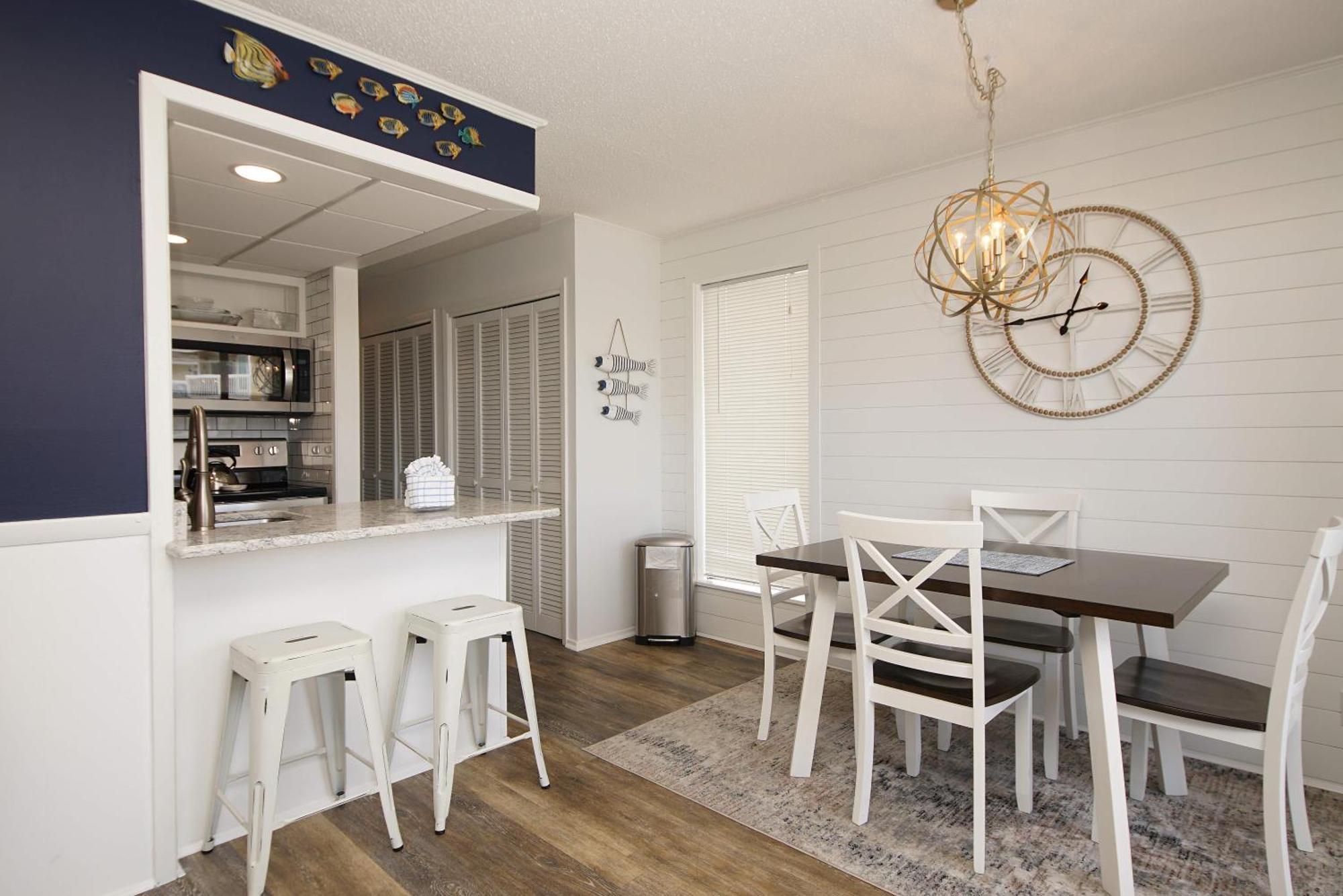 Sandpiper Cove 1013 * Destin
