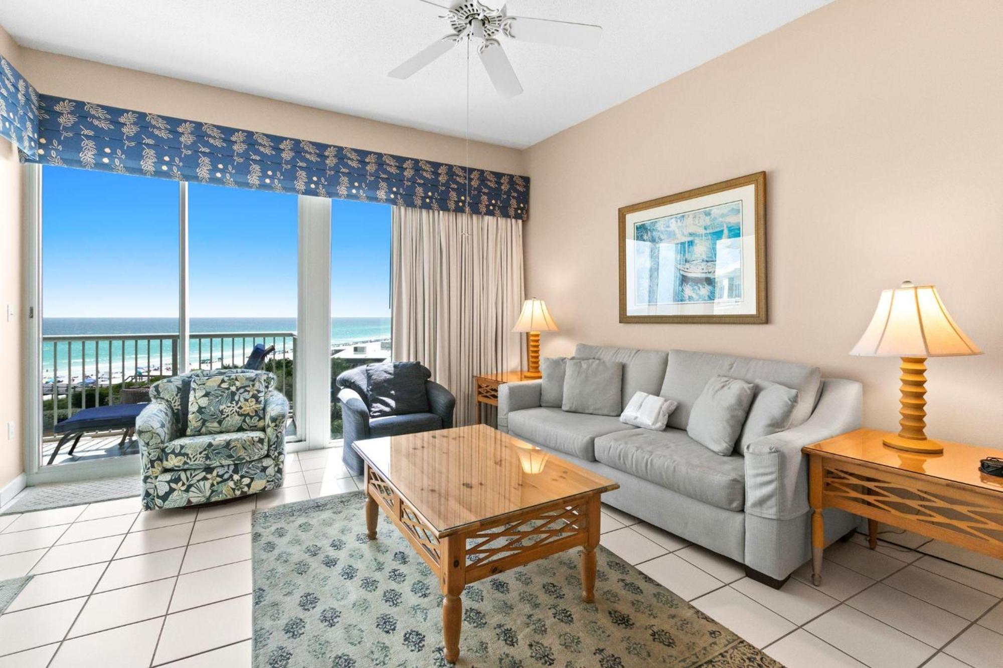 The Crescent 409 Holiday home
