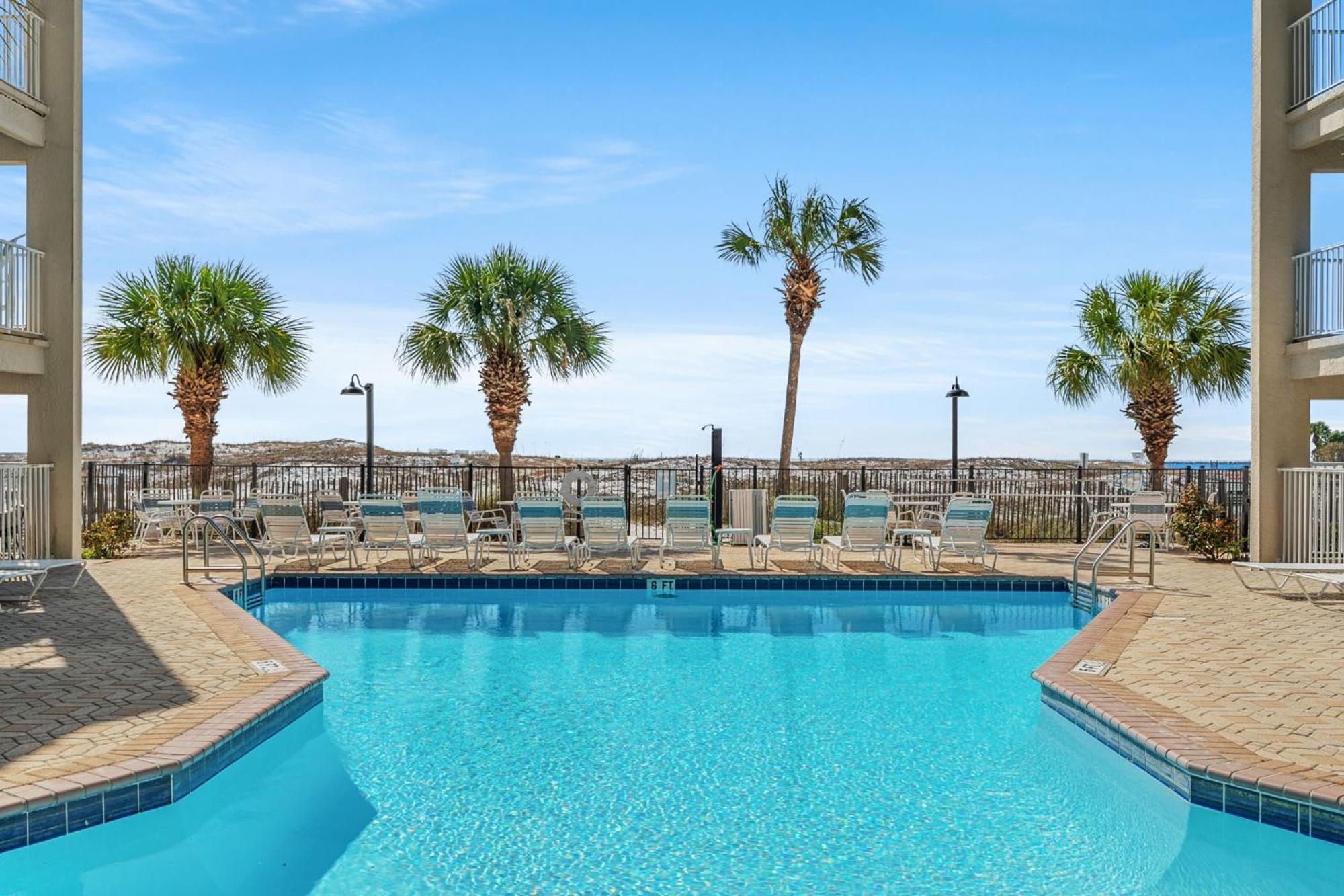102 Poolside Destin