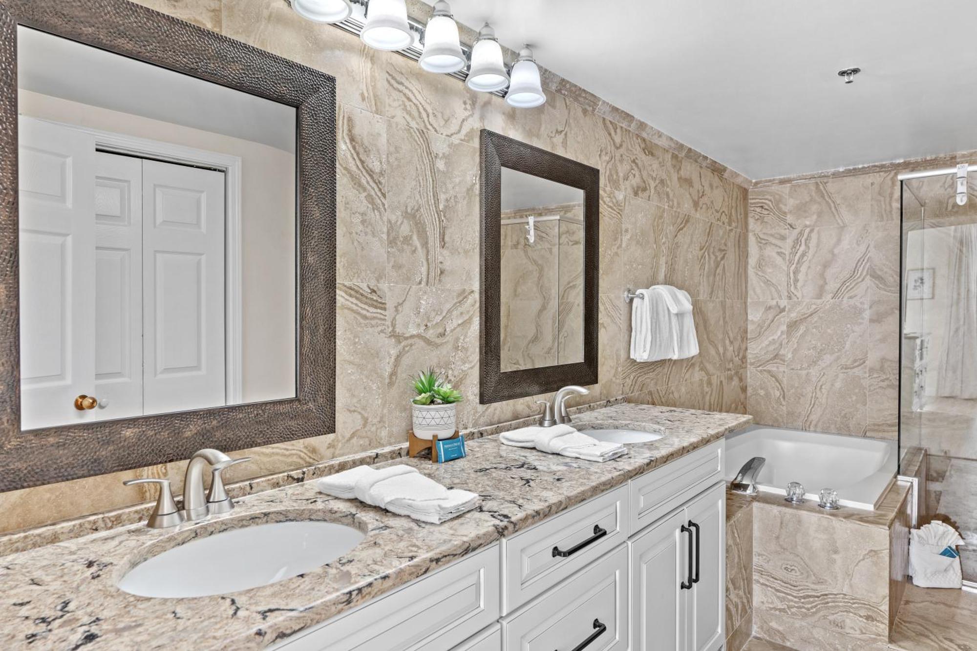 Holiday home Jade East Towers 0630 By Newman-dailey