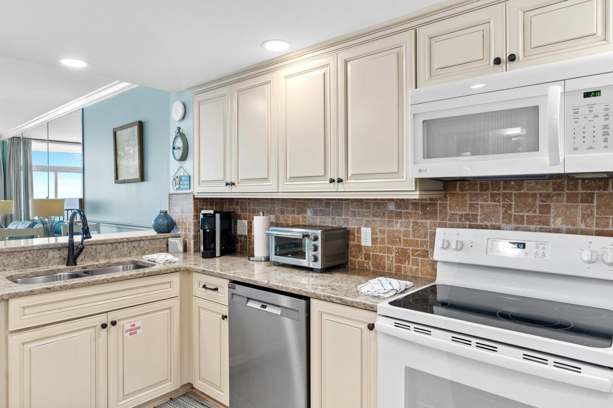Jade East Towers 0630 By Newman-dailey Holiday home