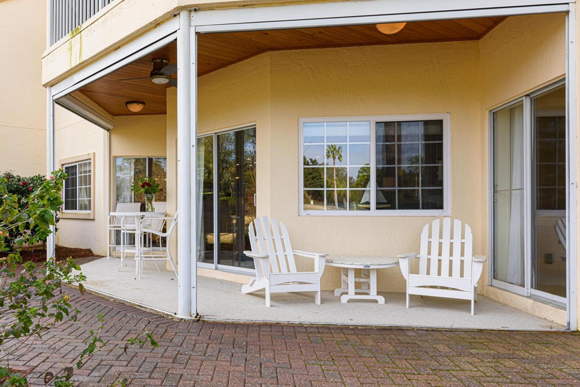 Tivoli 5230 Holiday home *