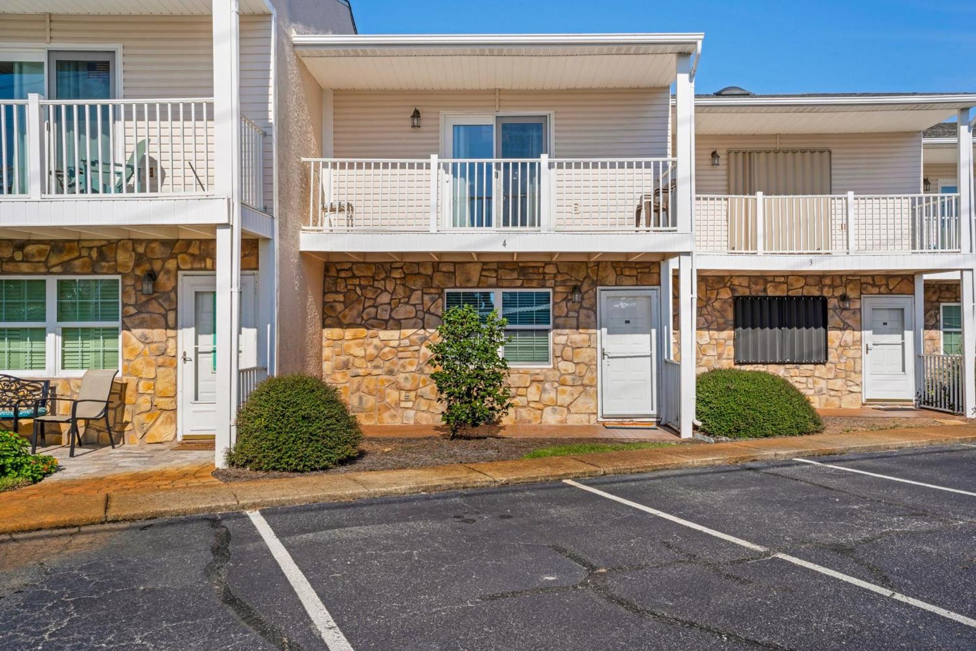 Seabreeze Escape Apartment *