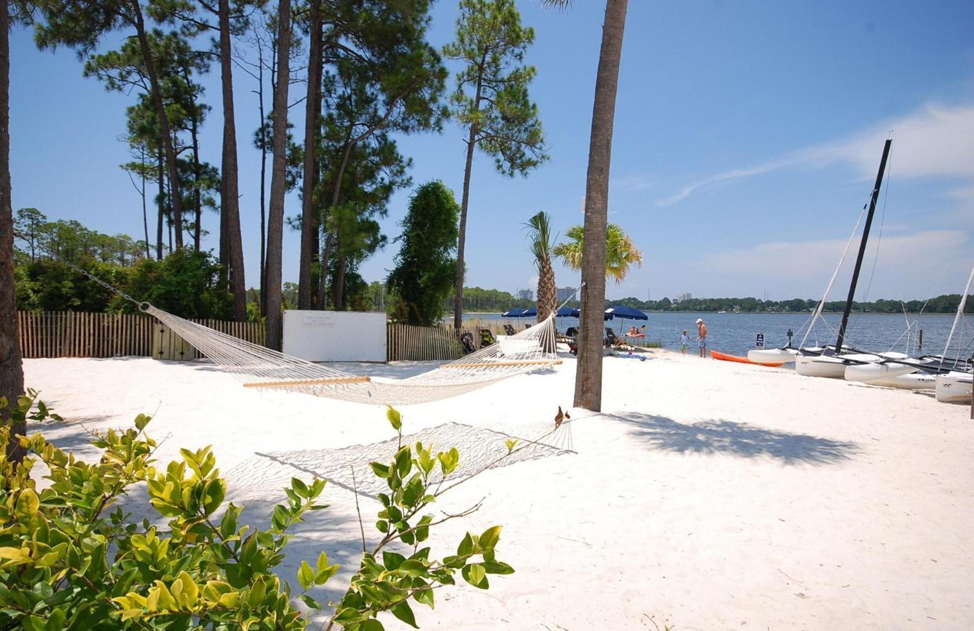 823 Harbour Point Holiday home *