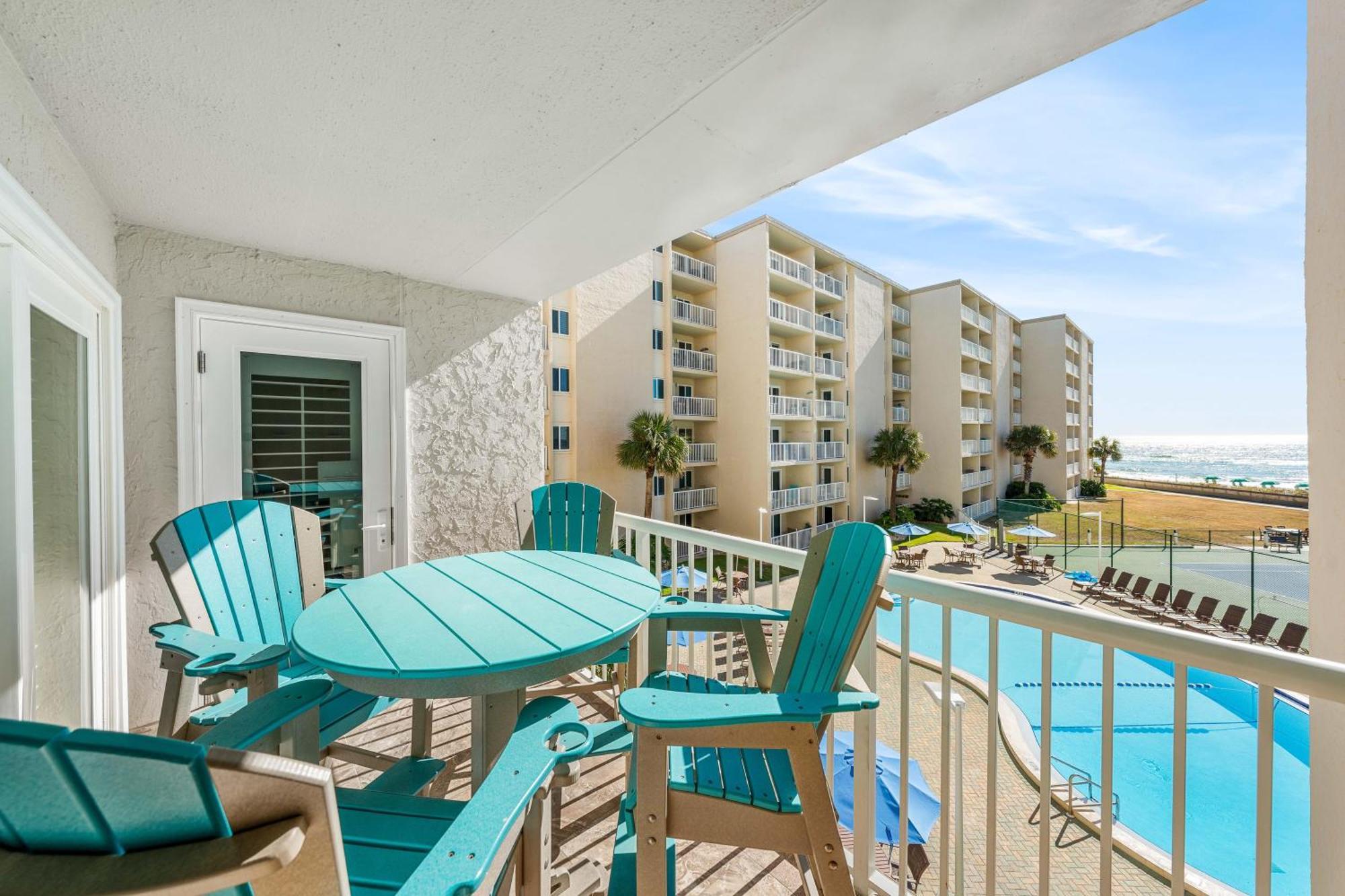 Surf And Racquet Unit 310 * Destin