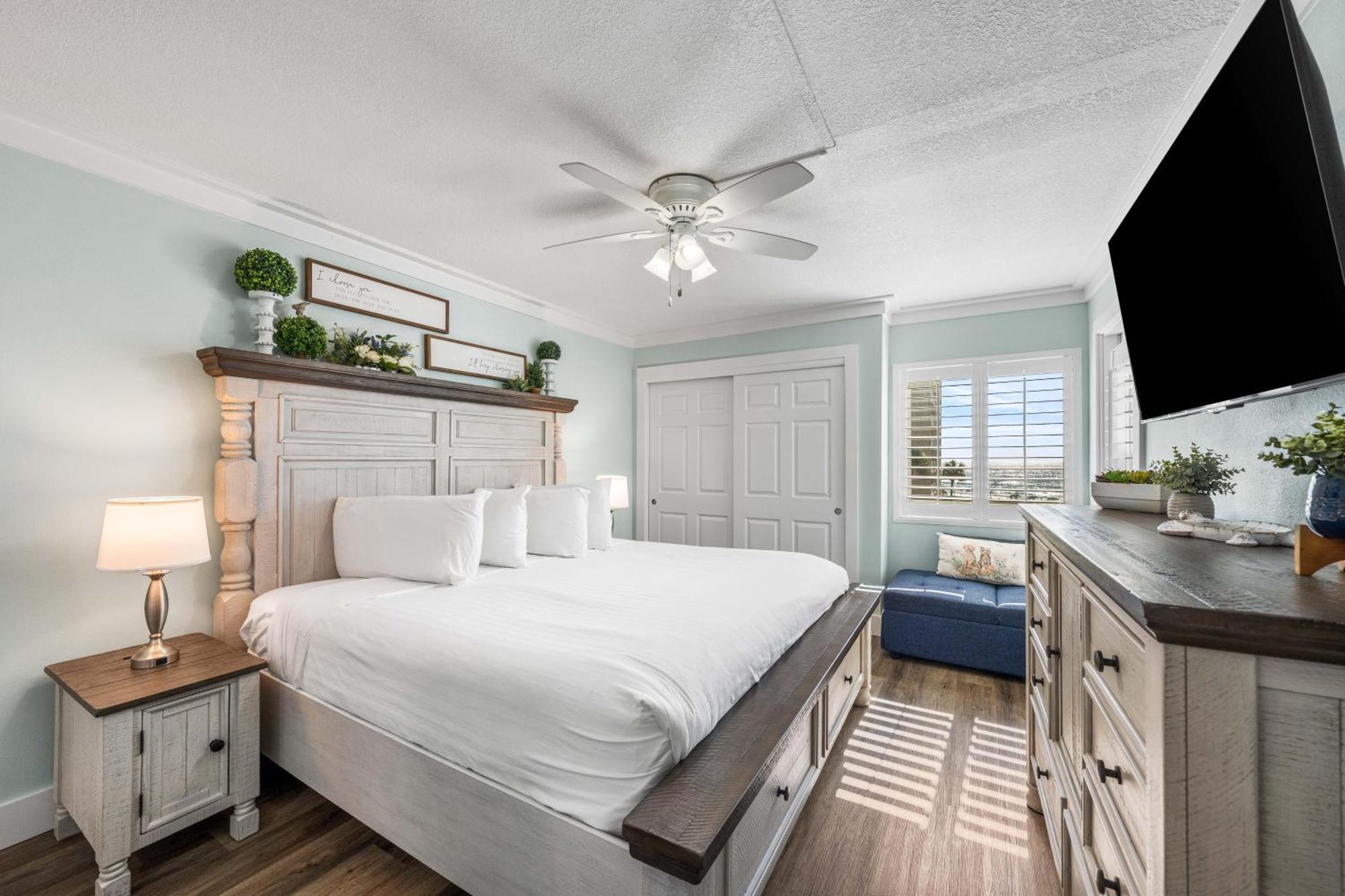 Surf And Racquet Unit 310 * Destin