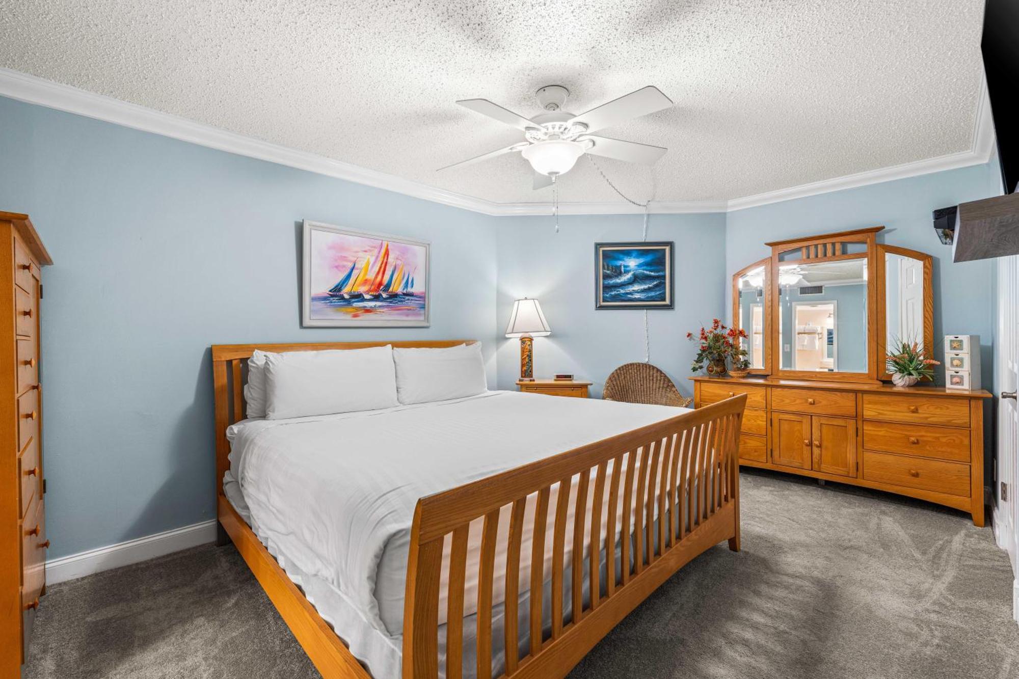 Surf And Racquet Unit 313 * Destin