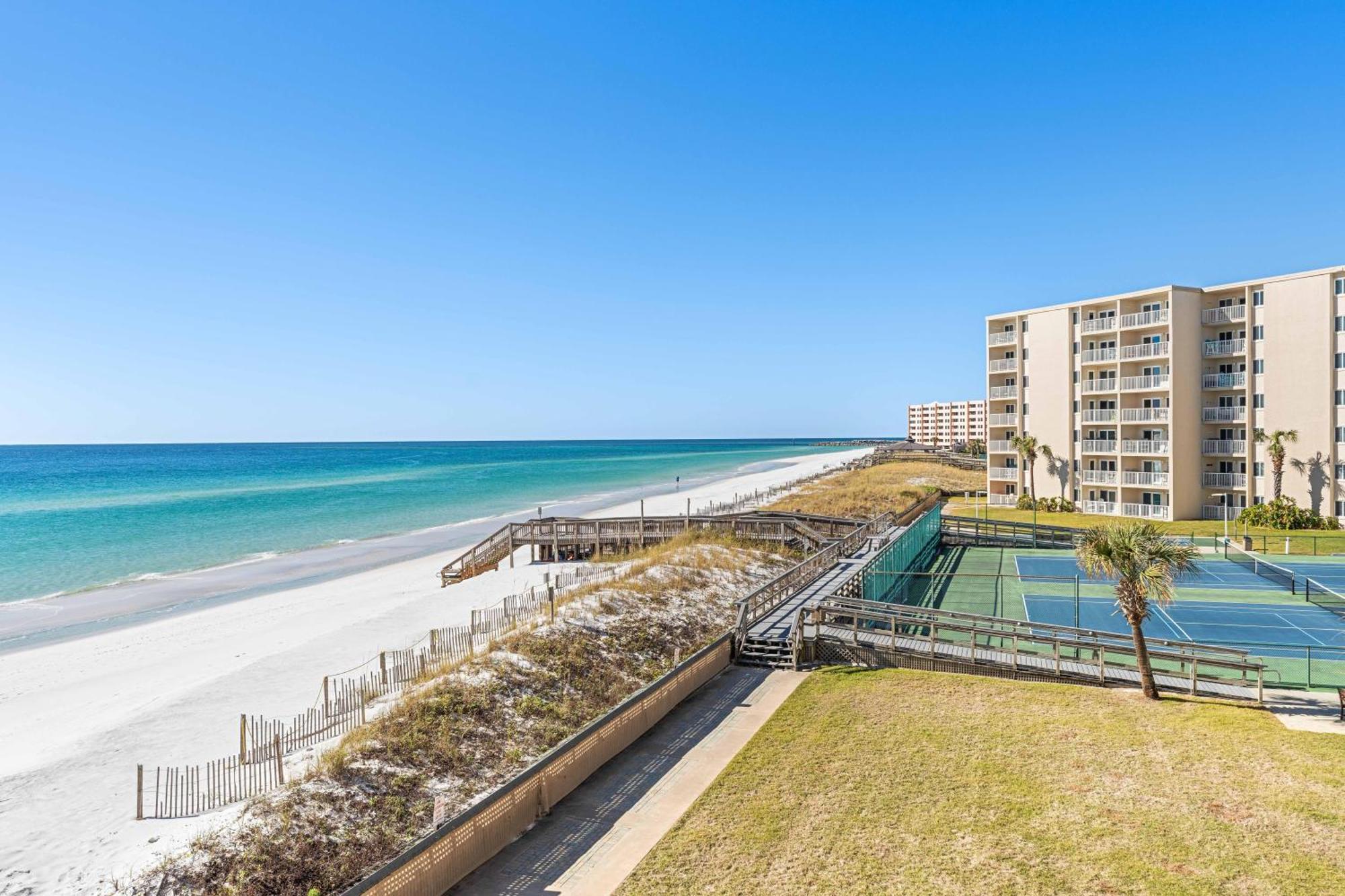 Surf And Racquet Unit 324 Holiday home Destin
