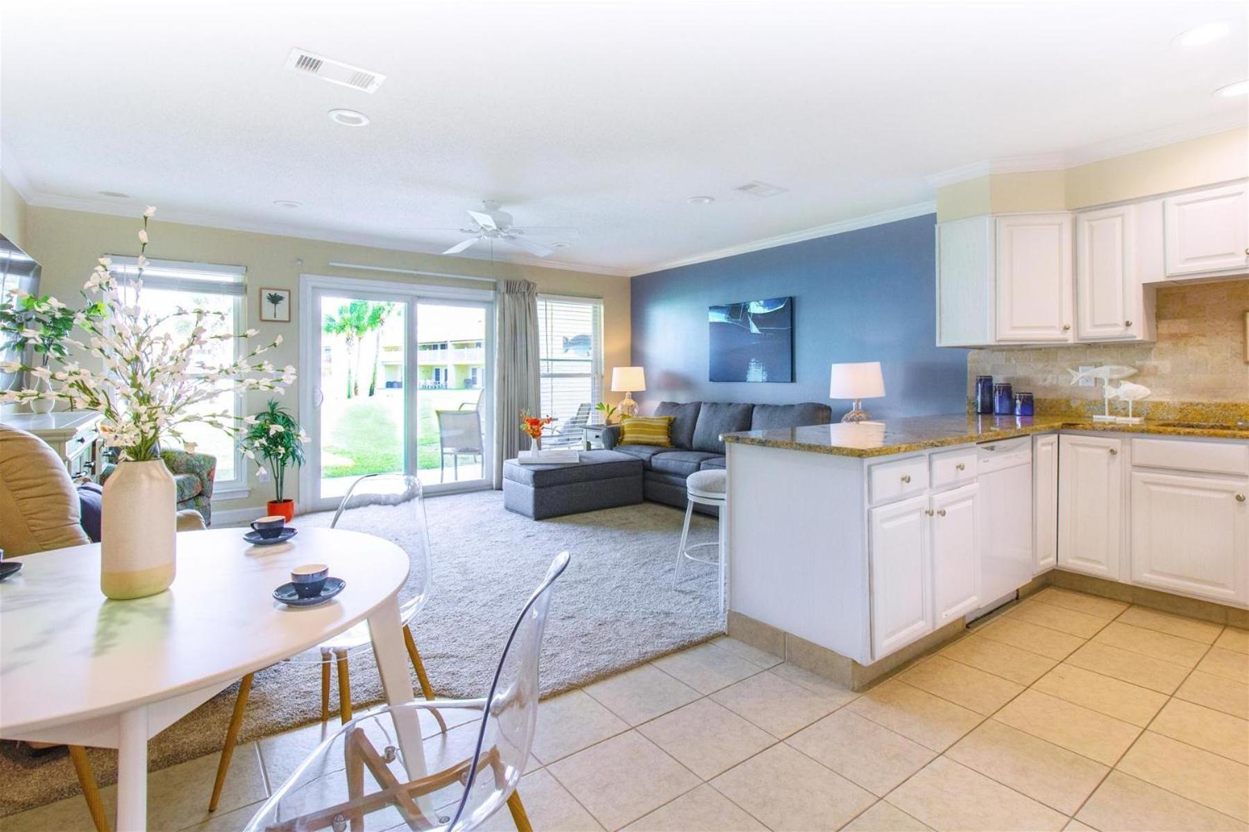 10 D, One Bedroom