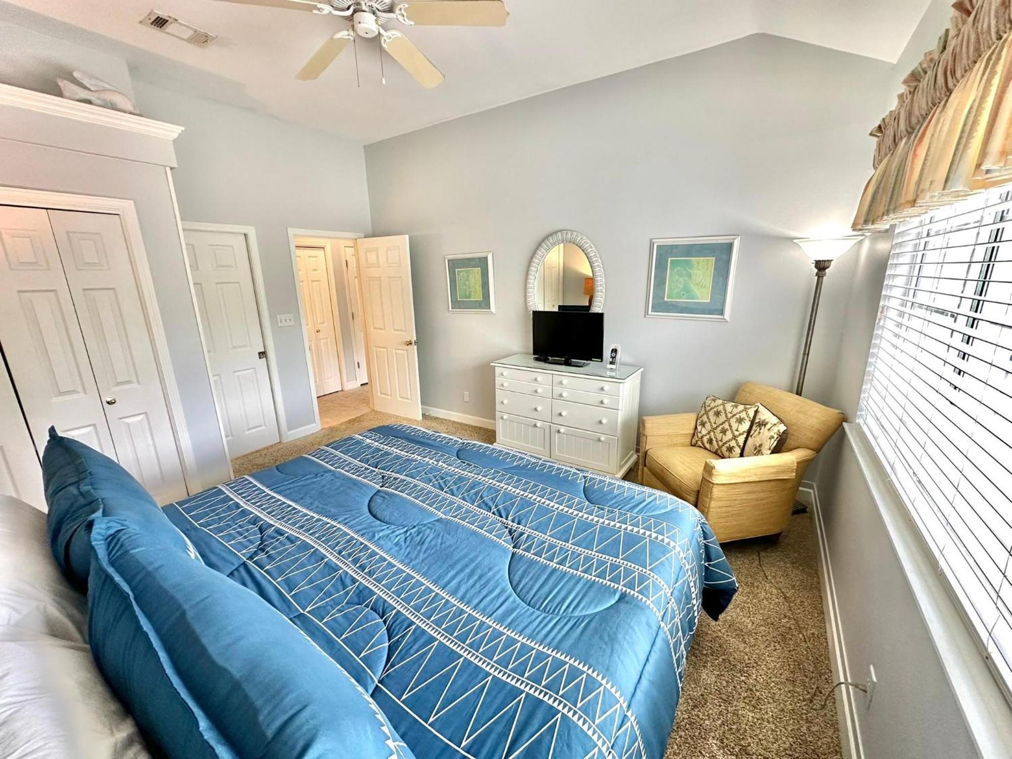 5257 Tivoli By The Sea