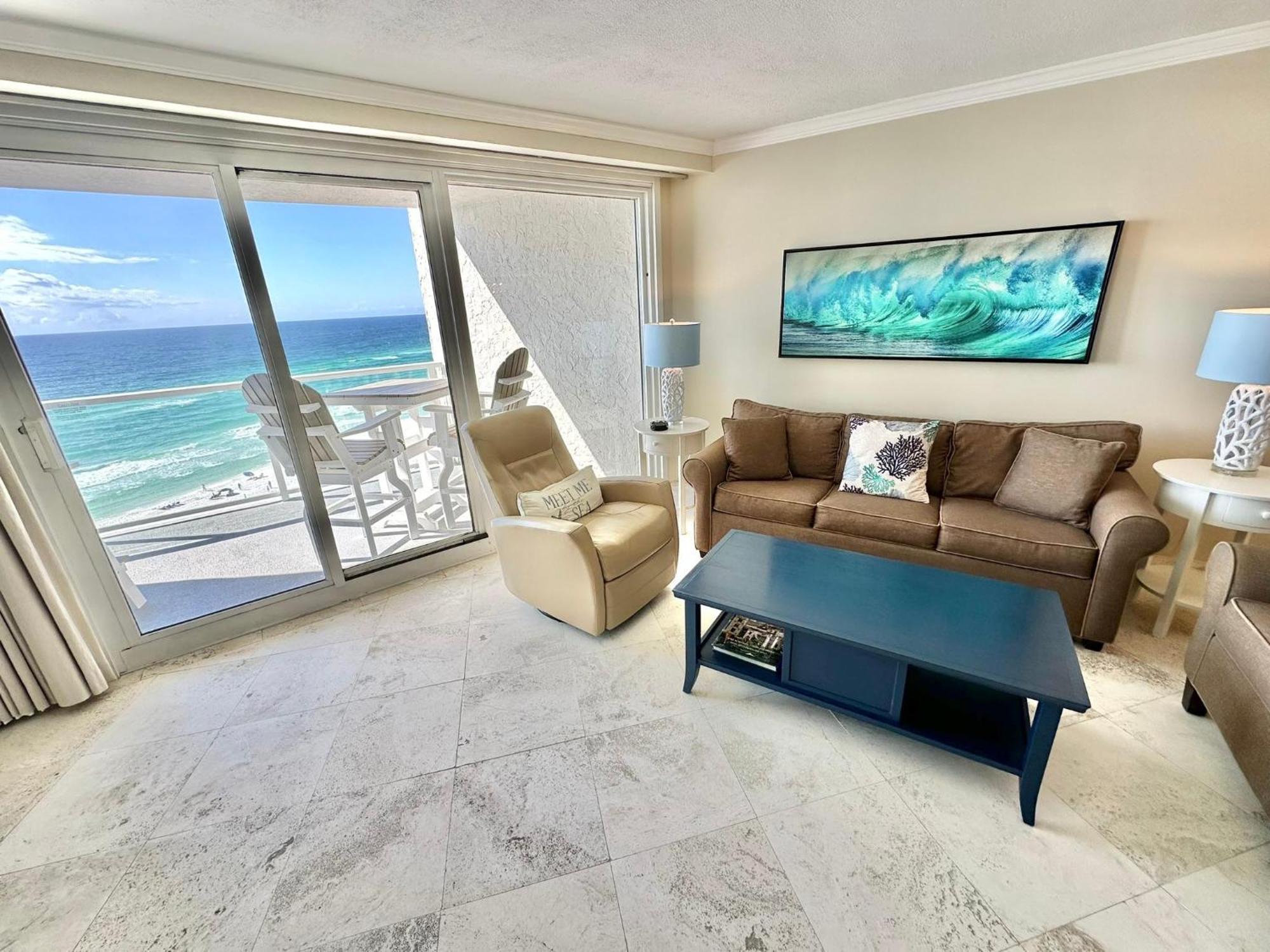 4319 Beachside Two Holiday home *