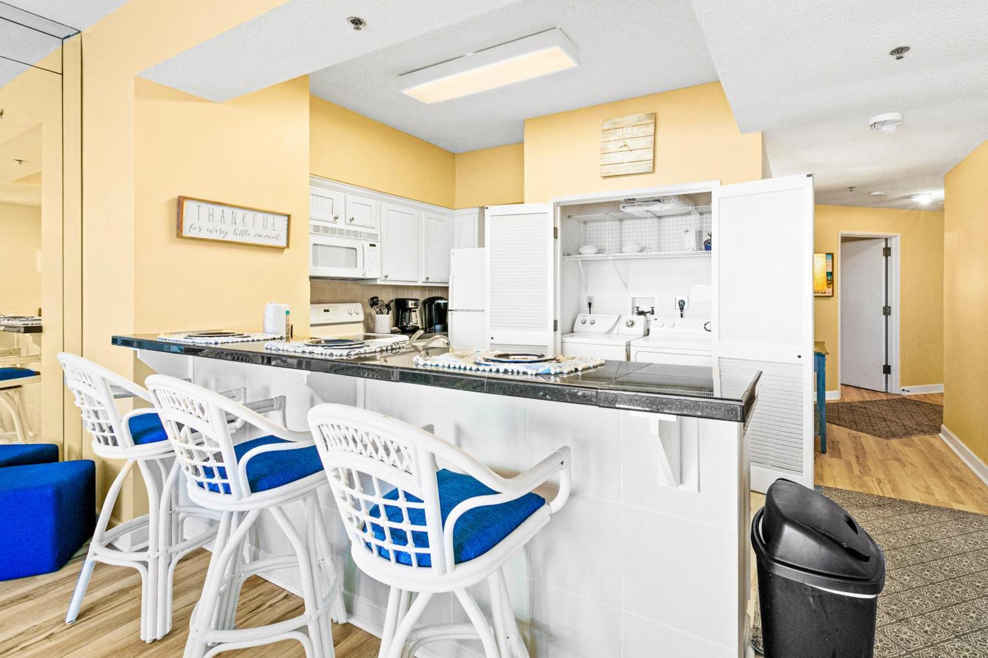 Apartment Tops'l Tides 0309