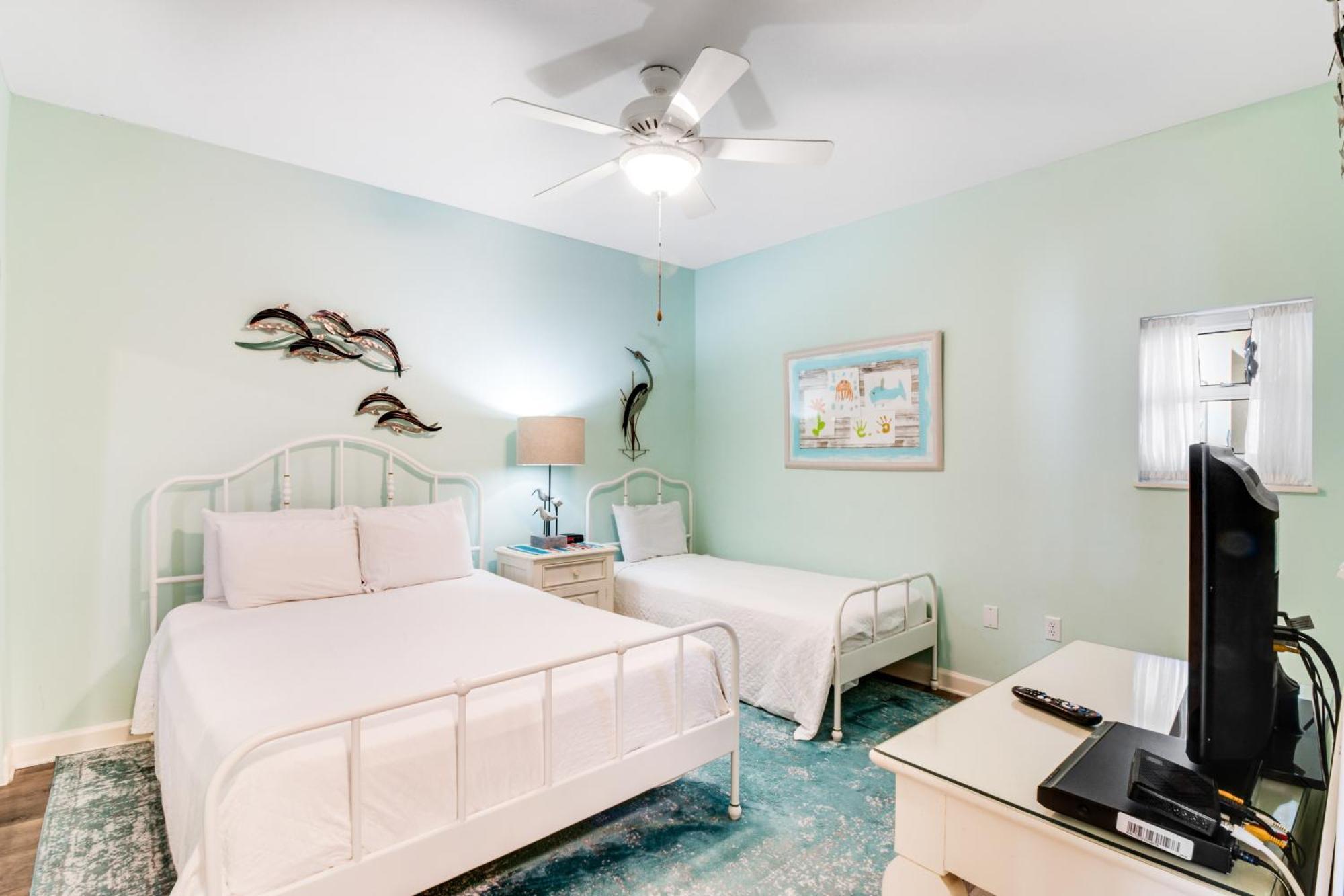 Apartment Tops'l Tides 0505