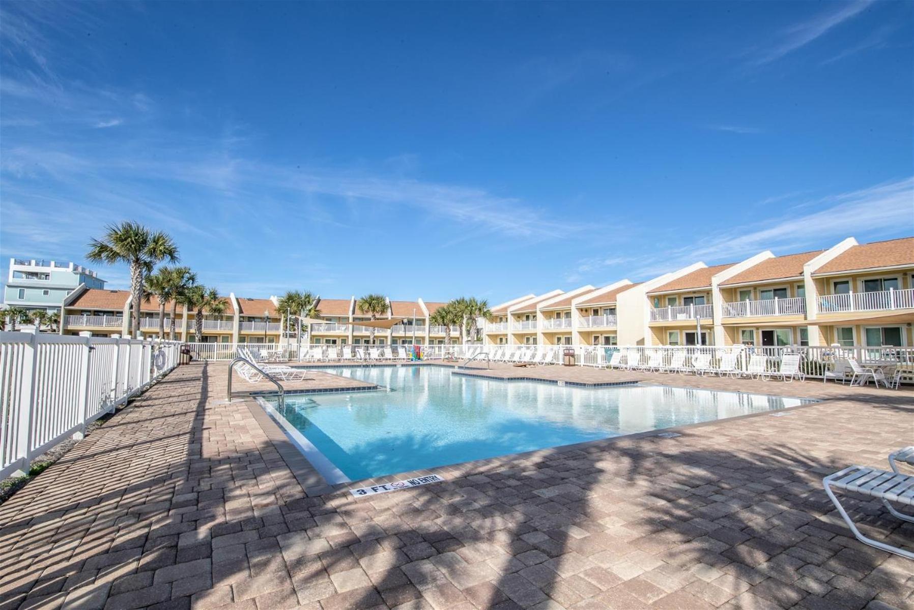 9 G, Two Bedroom Apartment Destin