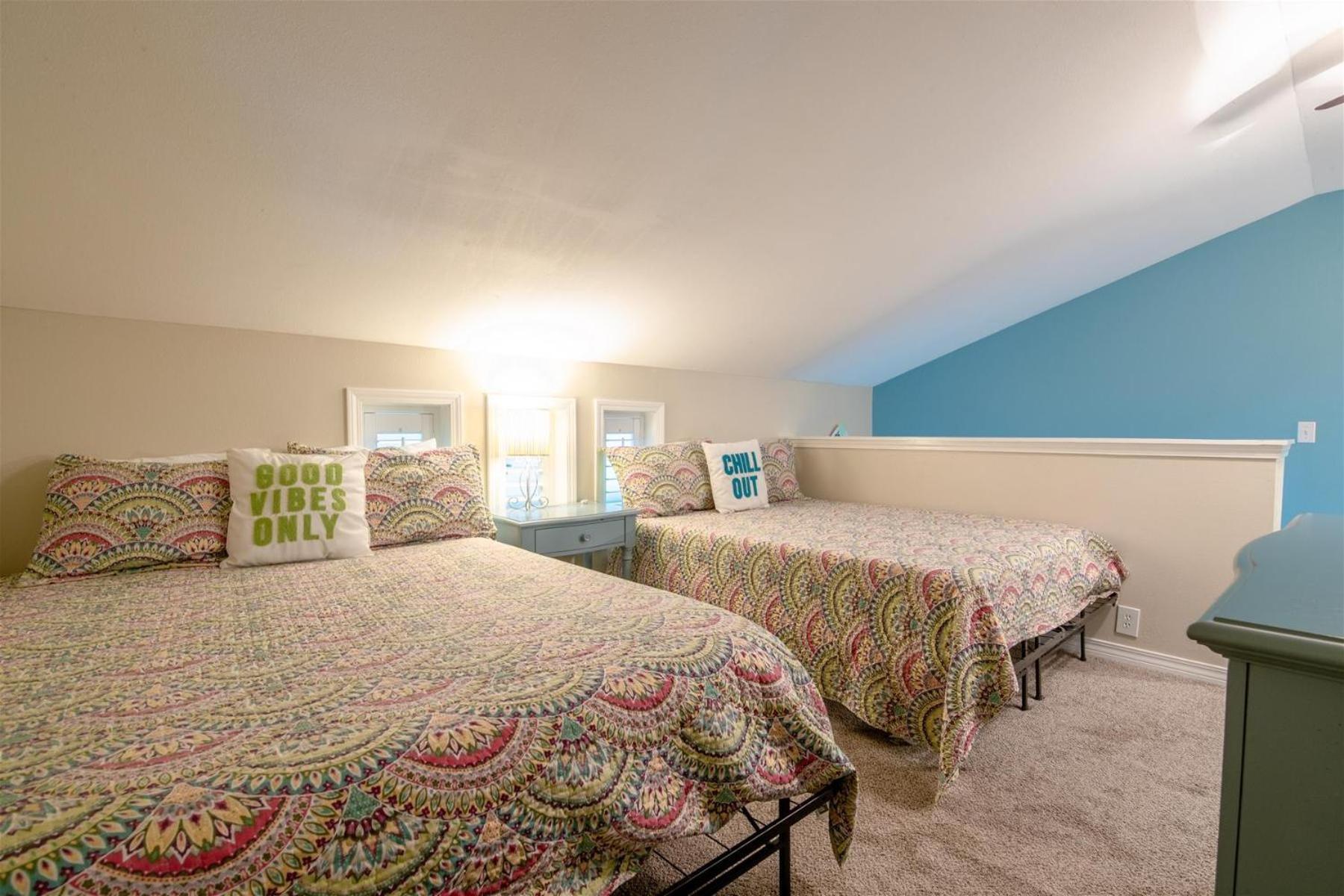 9 G, Two Bedroom Apartment