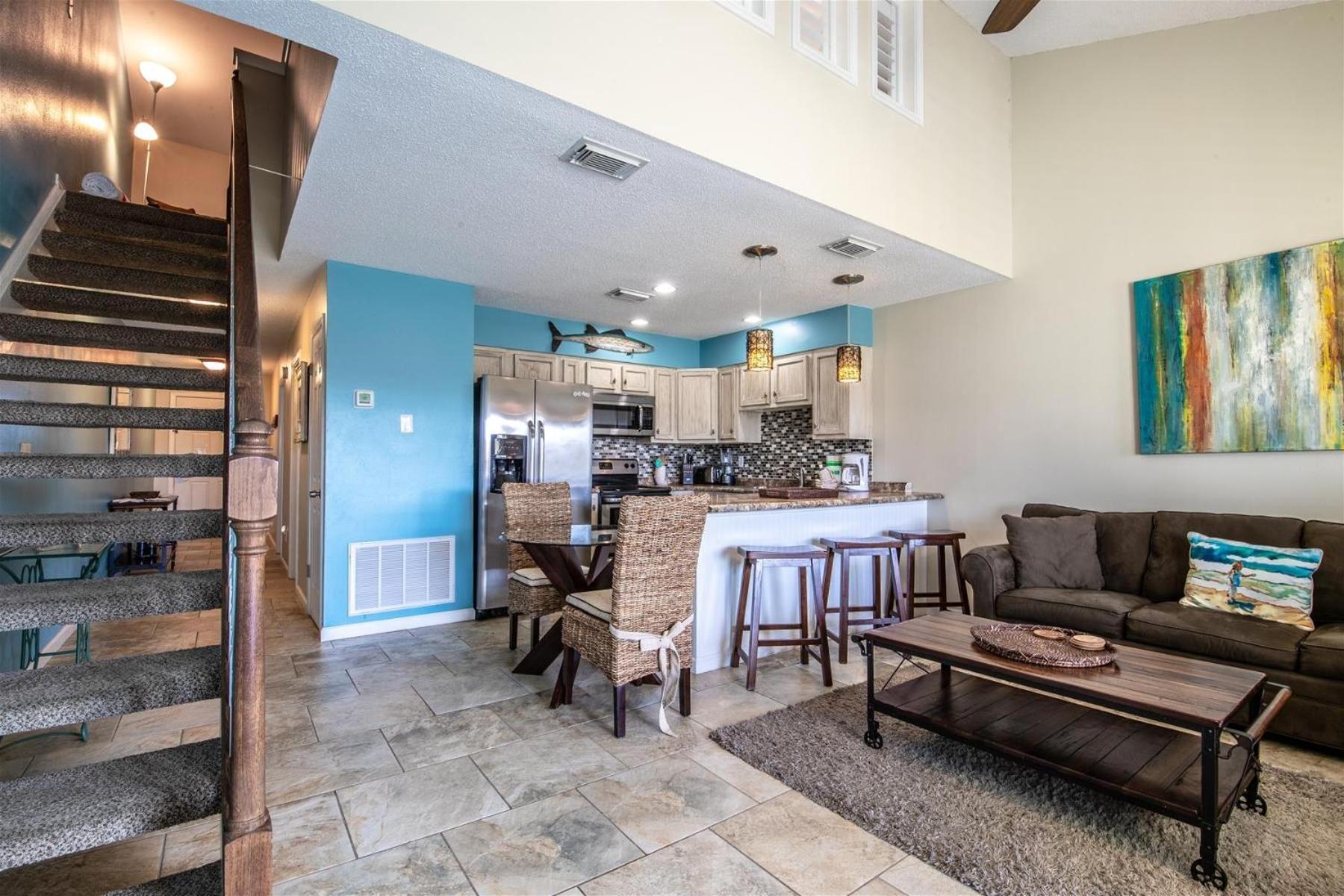 9 G, Two Bedroom