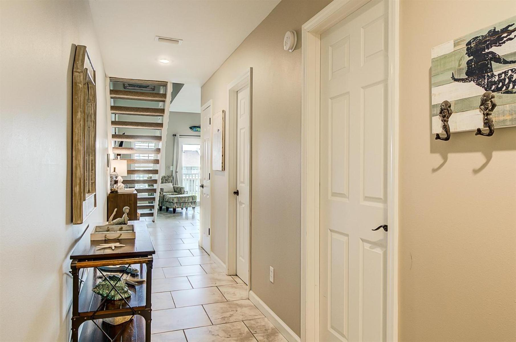 Apartment 9 H Two Bedroom Destin