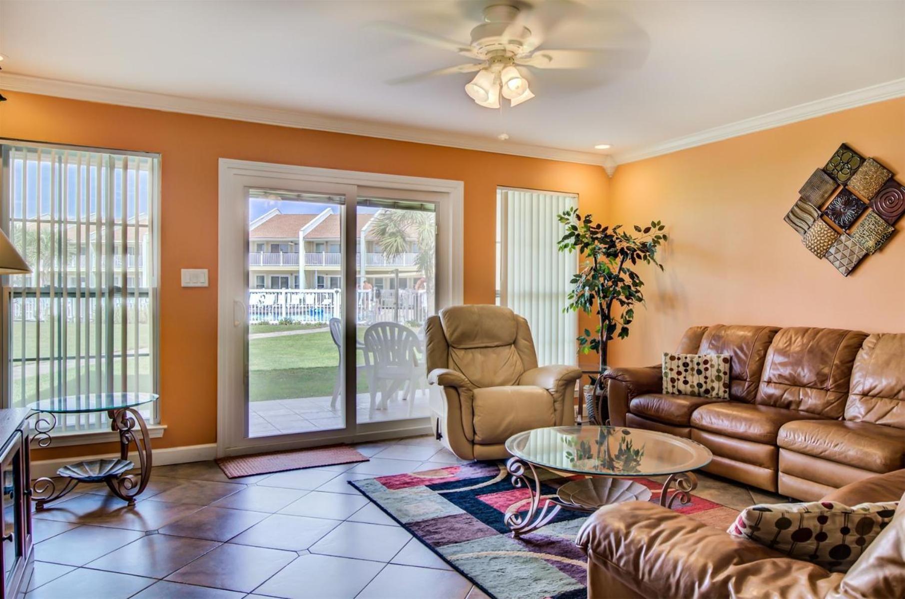 Holiday home 4 A, Three Bedroom Townhome
