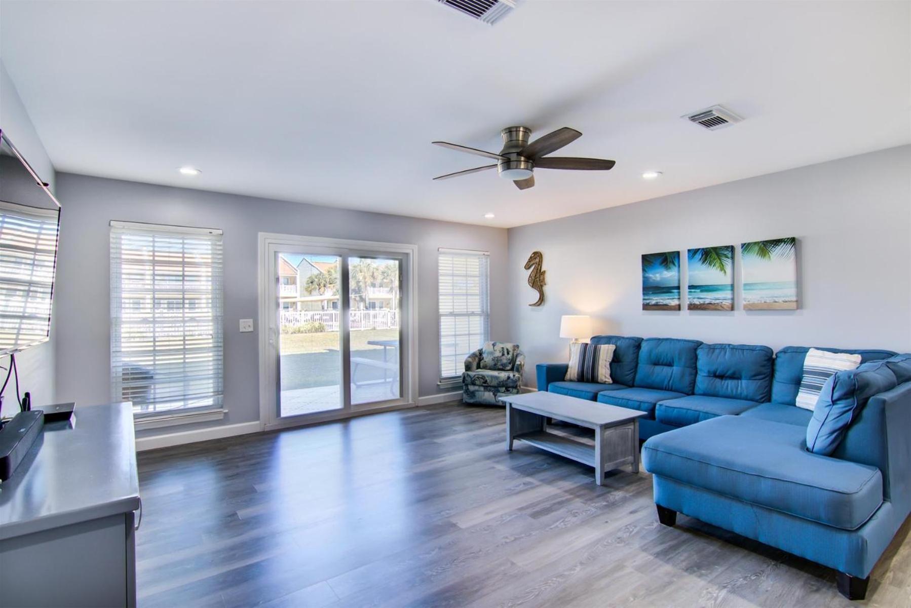 Holiday home 3 C, Three Bedroom Townhome *