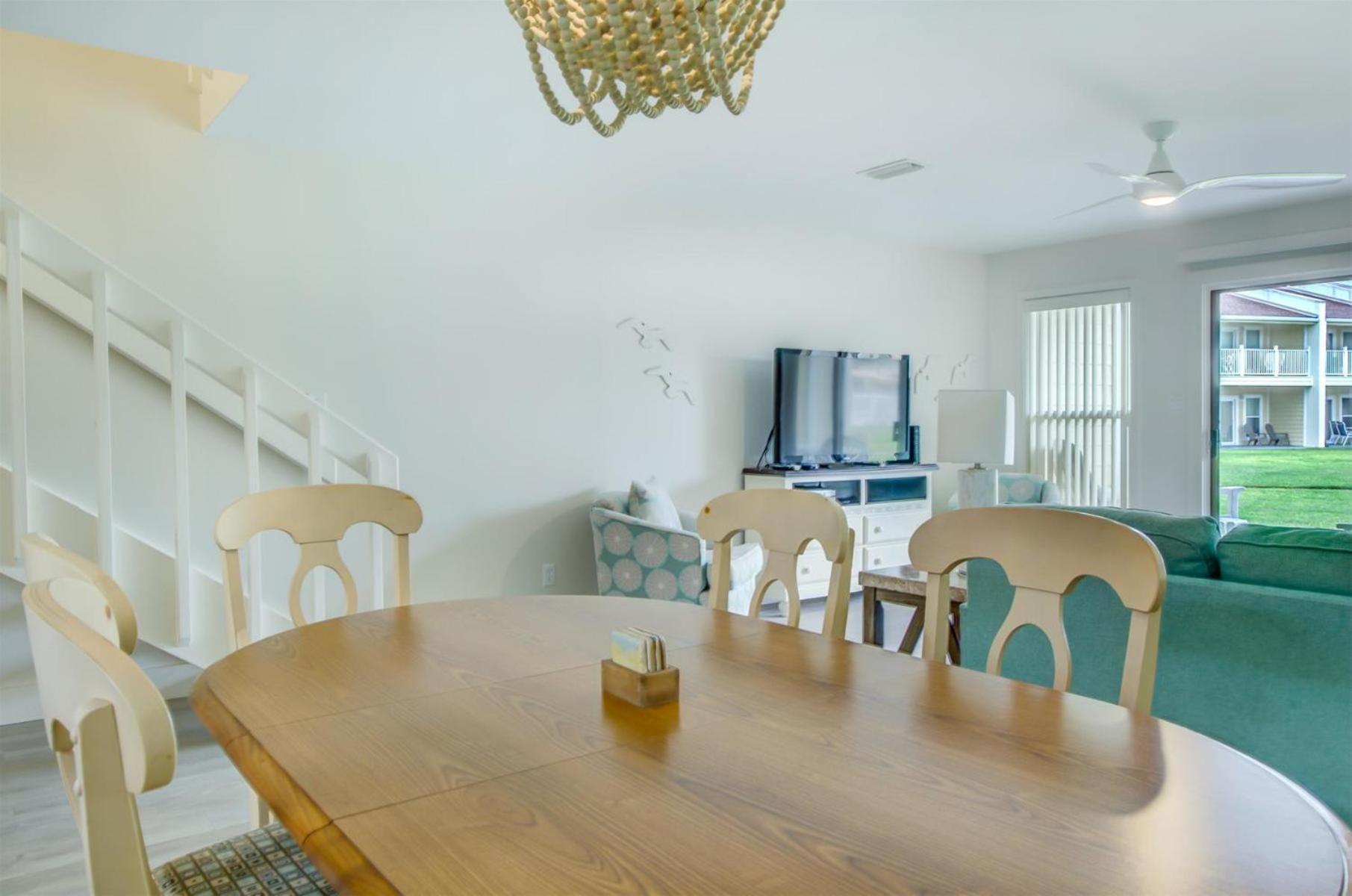 2 C, Three Bedroom Townhome Holiday home Destin