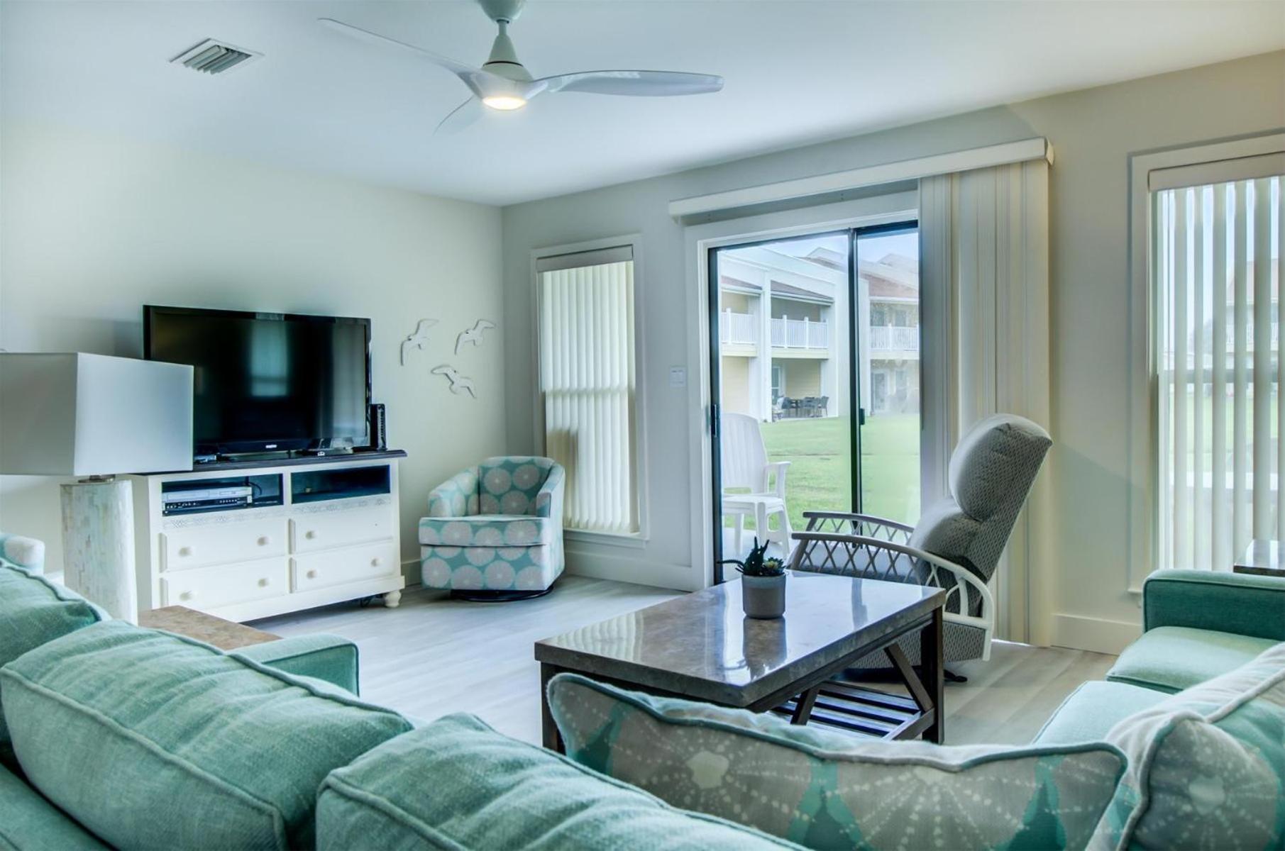 2 C, Three Bedroom Townhome Holiday home