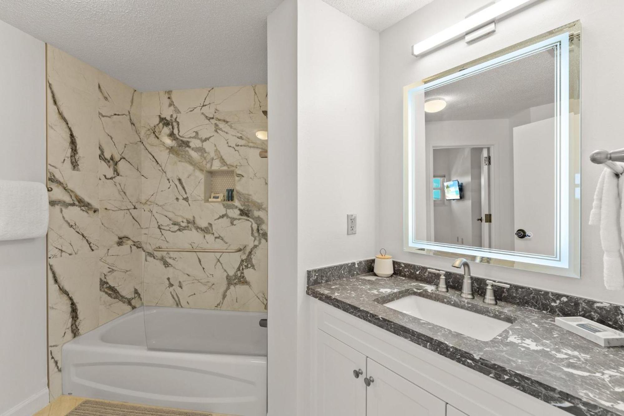 Tides 611 Holiday home Destin