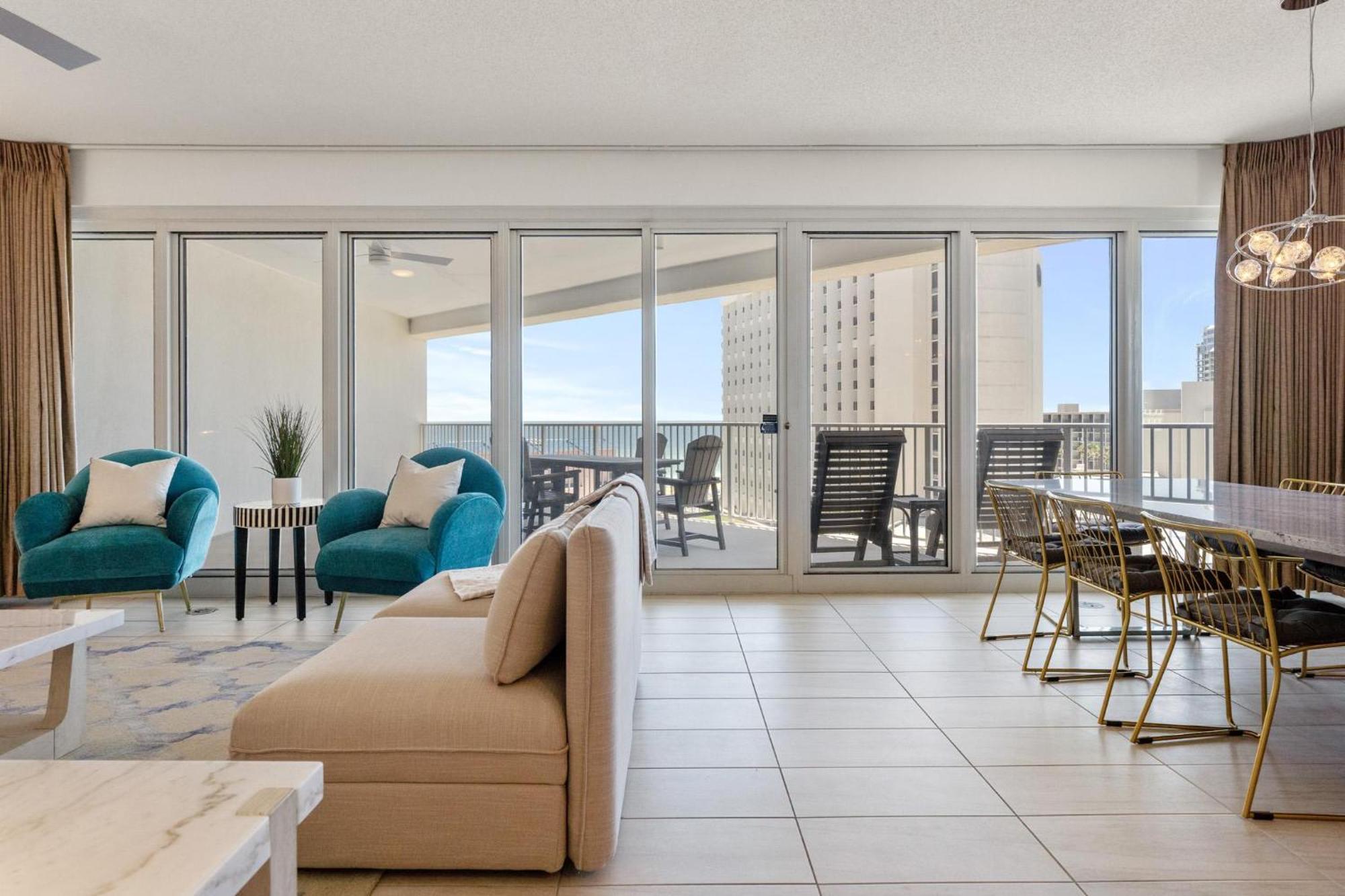 Tides 611 Destin