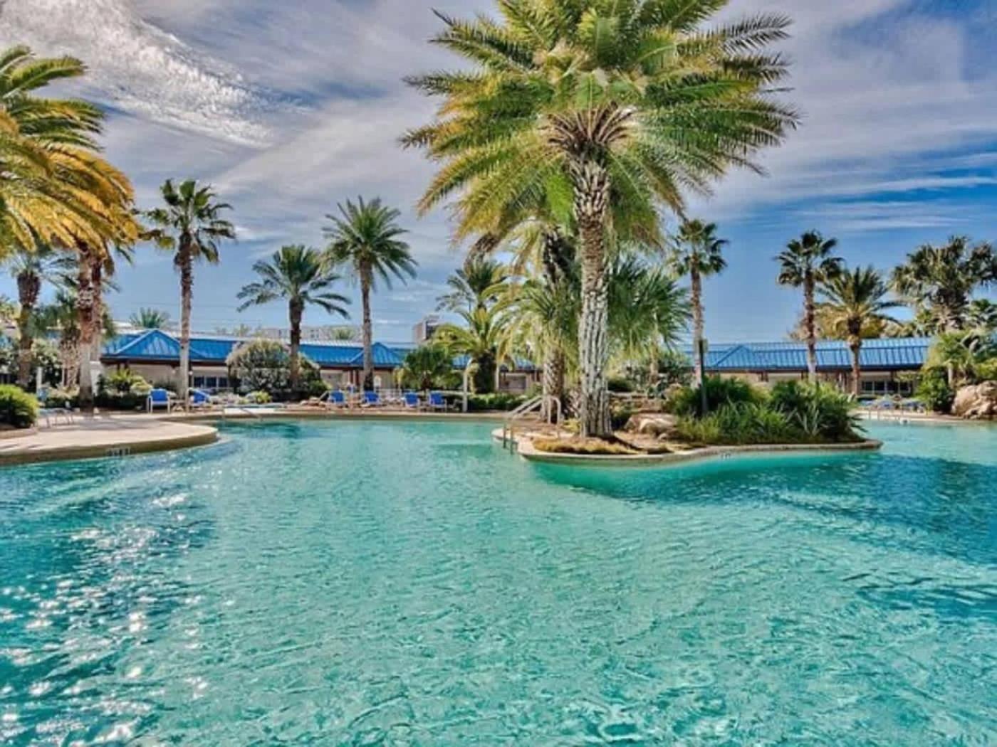 Penthouse Amazing Gulf Views Walk Or Shuttle Sleeps 6