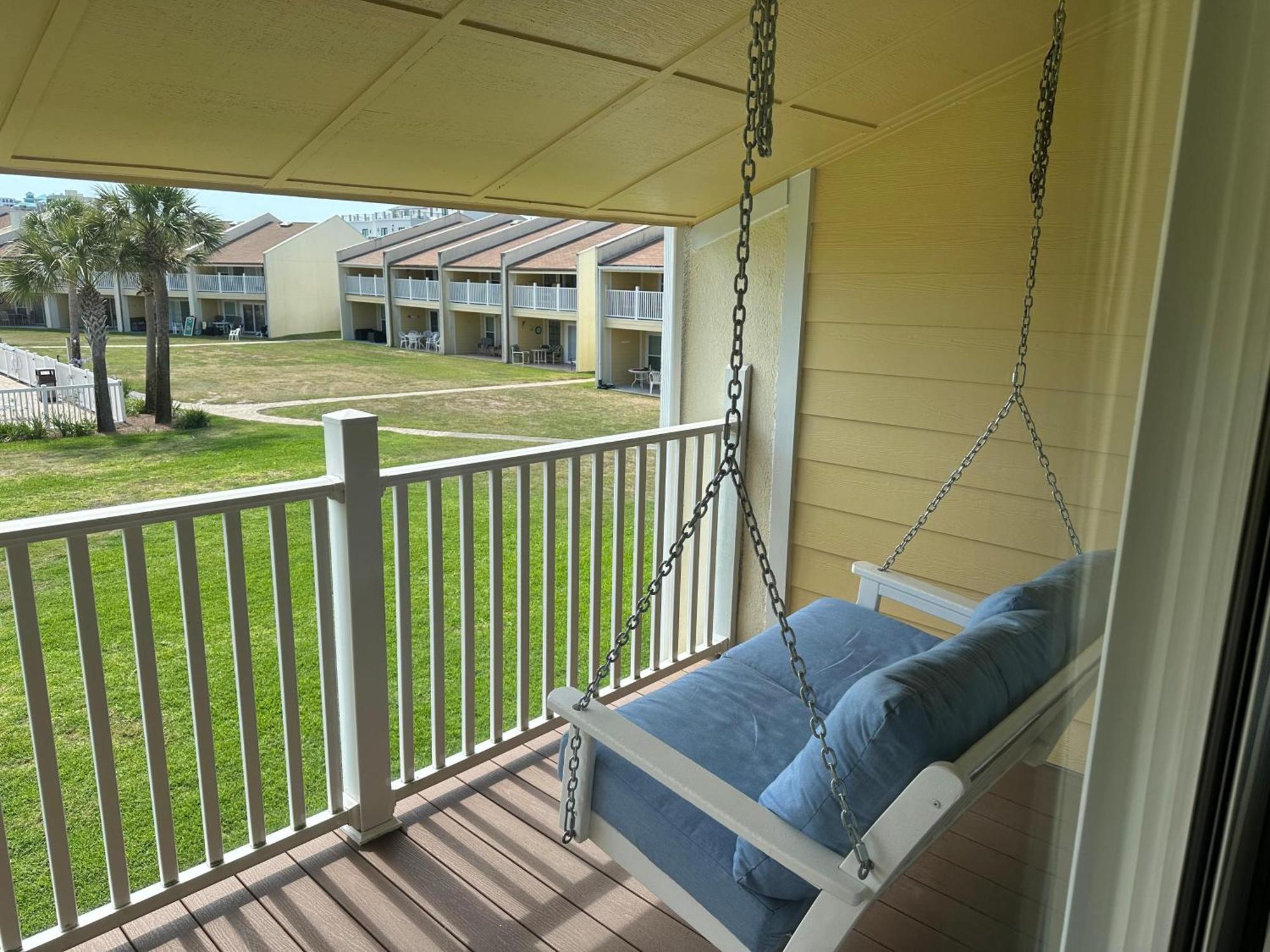 1a Two Bedroom Townhome Destin
