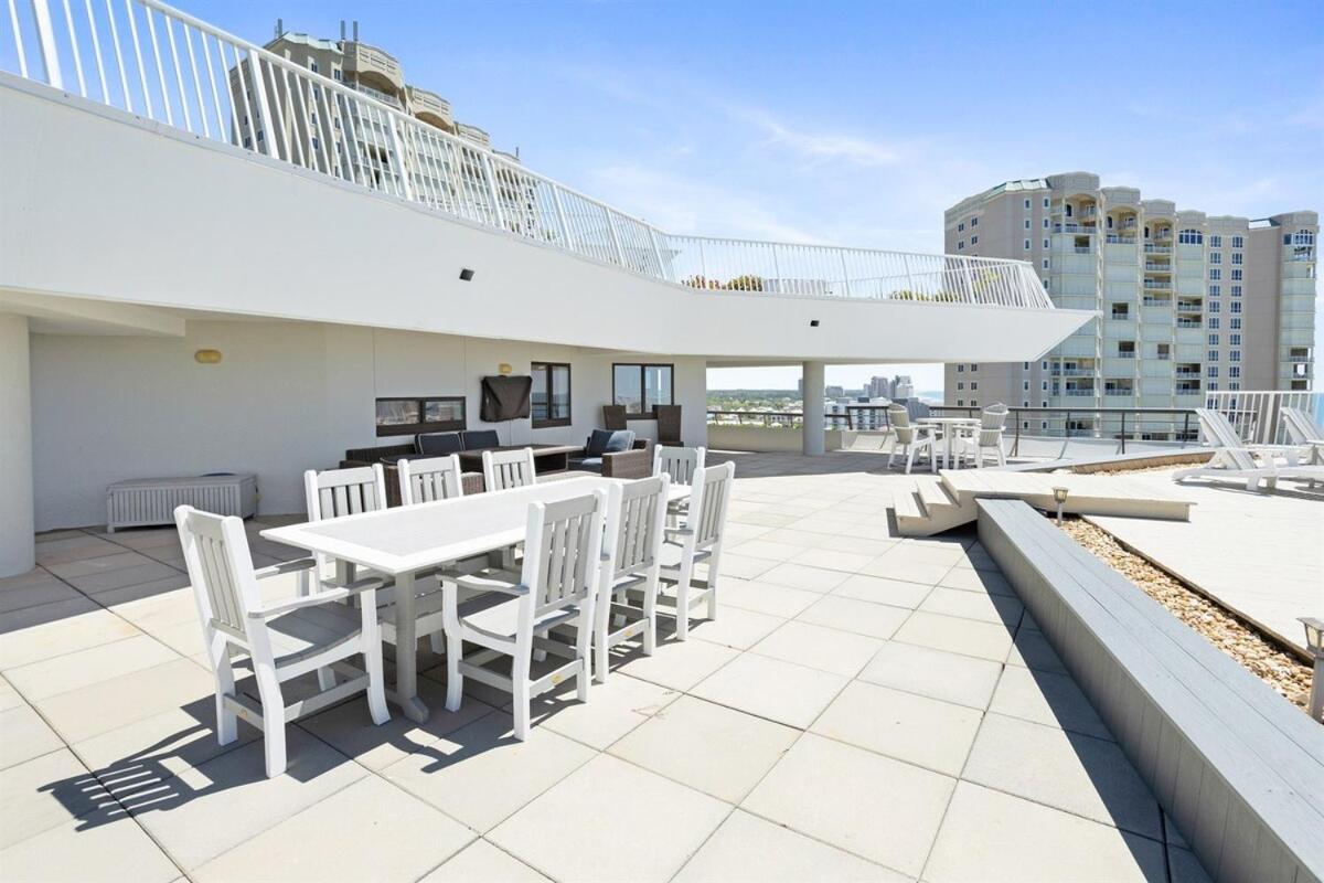 Edgewater 1405 *