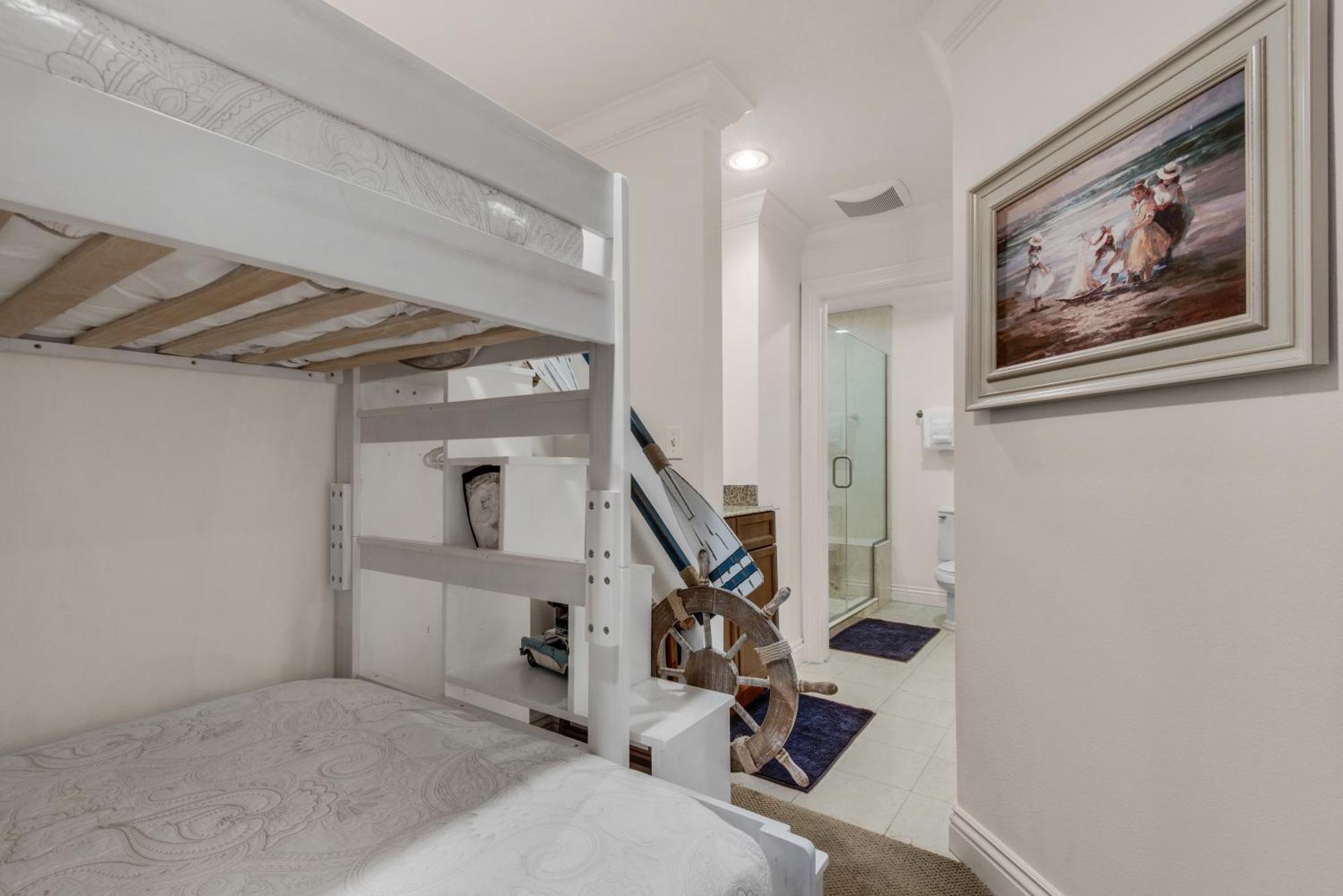 Aparthotel Bright, Corner Unit With Incredible Gulf And Sunset Views! *