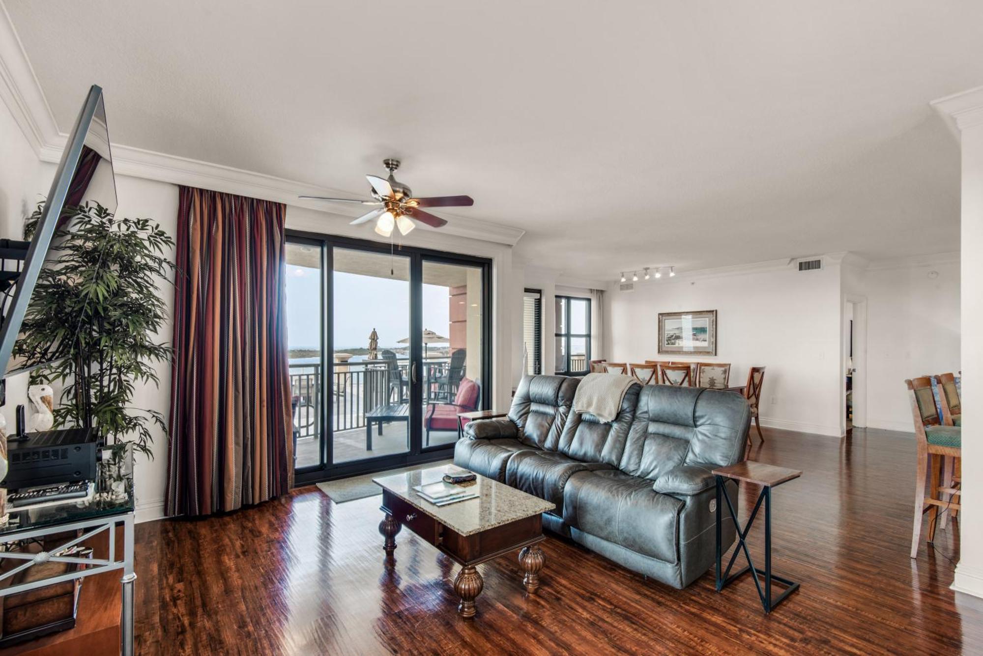 Bright, Corner Unit With Incredible Gulf And Sunset Views! Destin