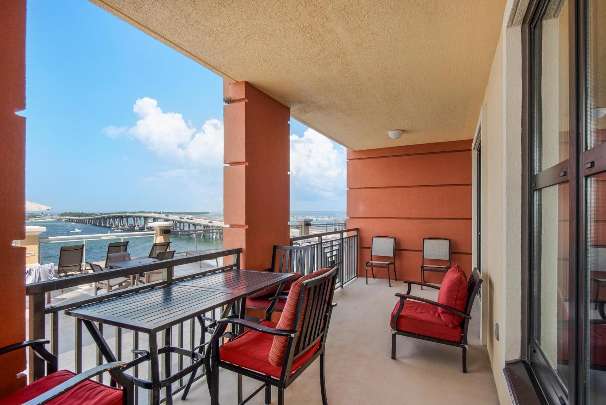 Bright, Corner Unit With Incredible Gulf And Sunset Views! Destin