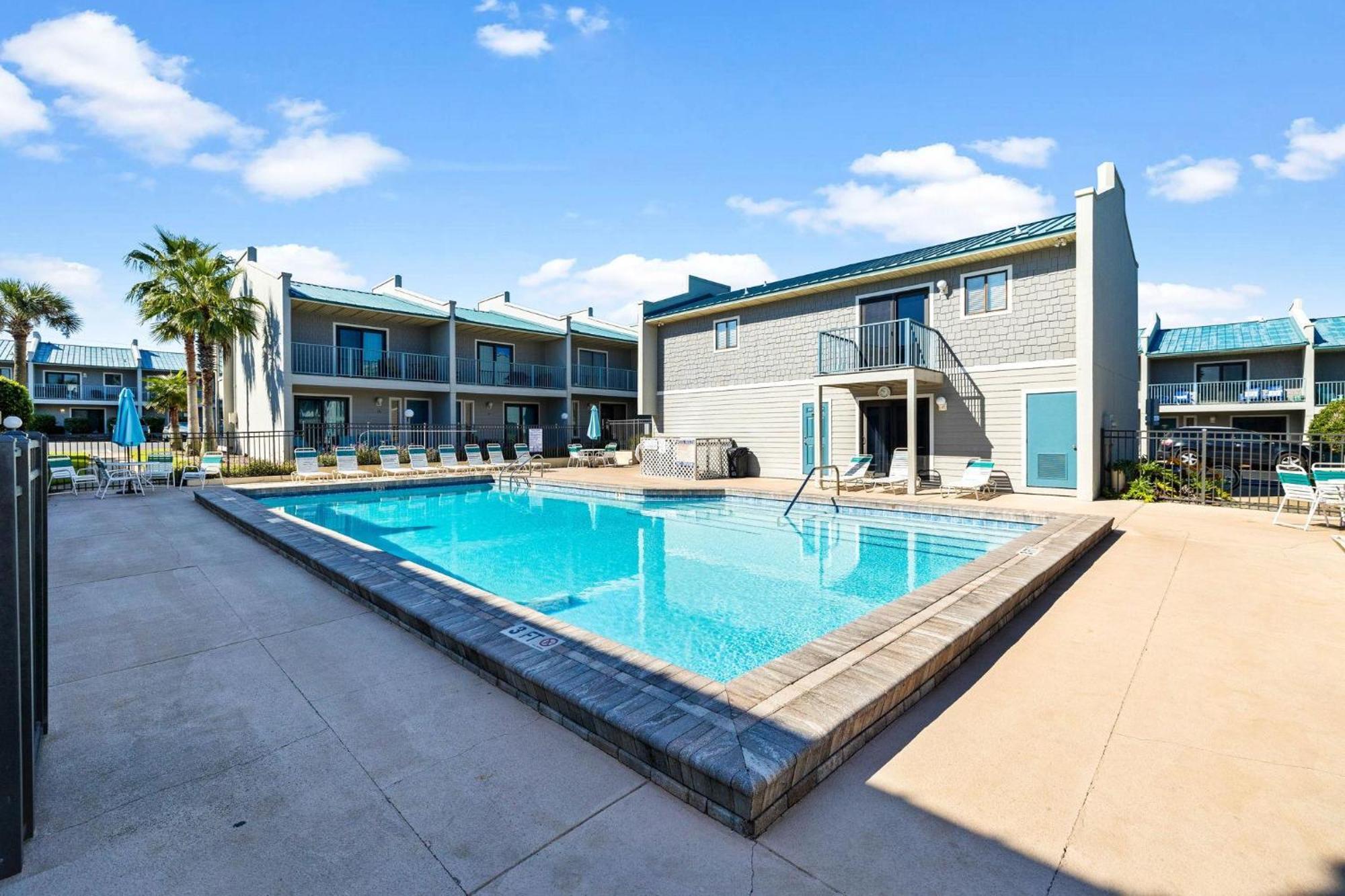 Gulf Winds East #35 Apartment Destin
