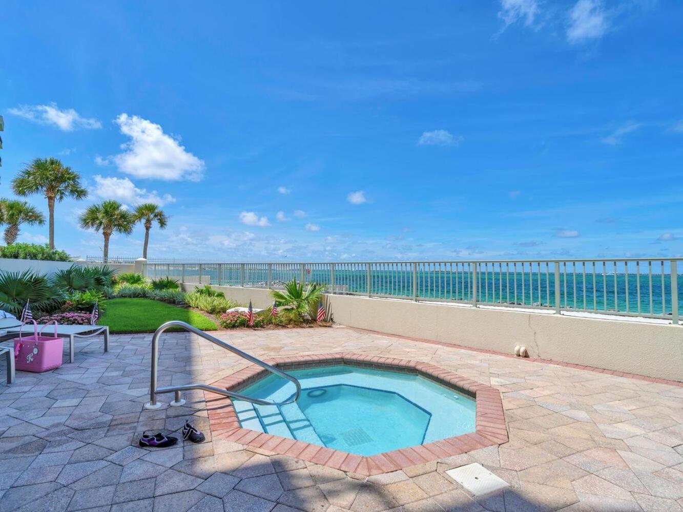 Holiday home Waterview Towers 201