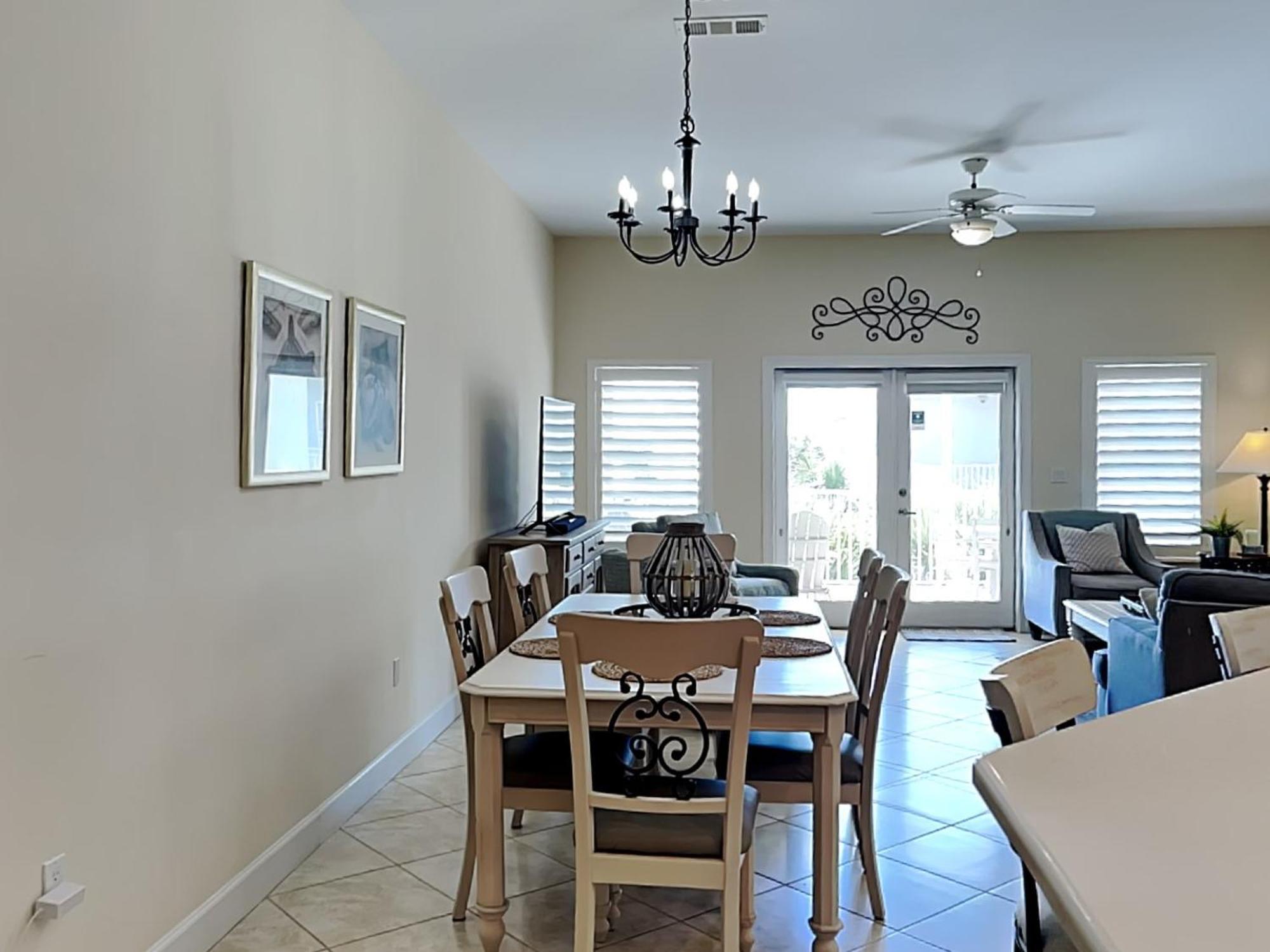 Pavilion Palms 201a