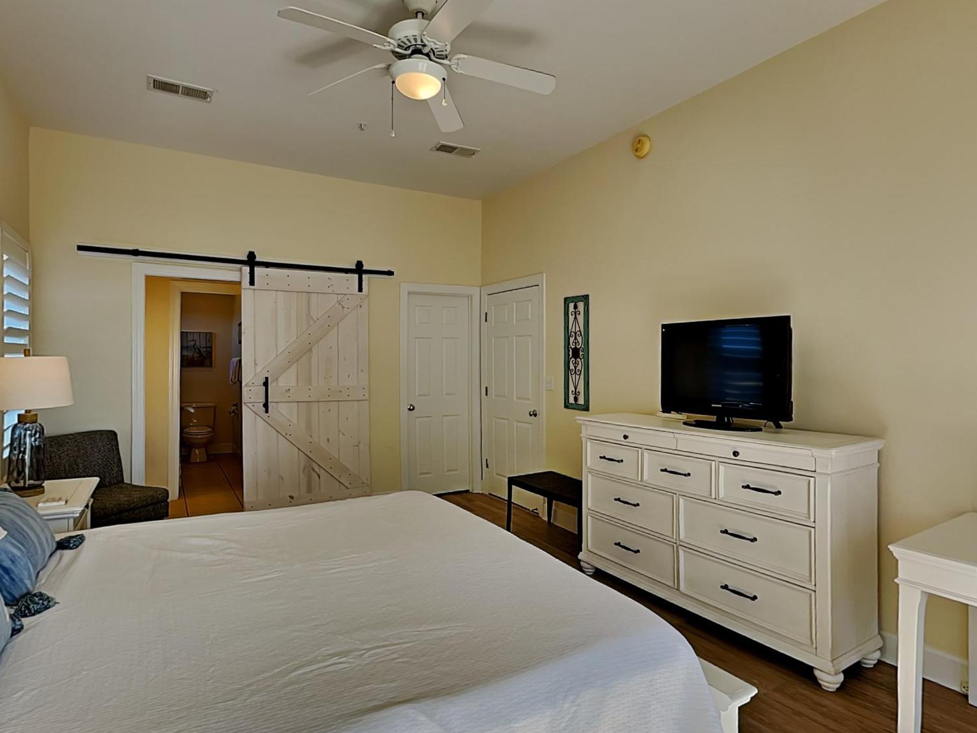 Apartment Pavilion Palms 201a Destin
