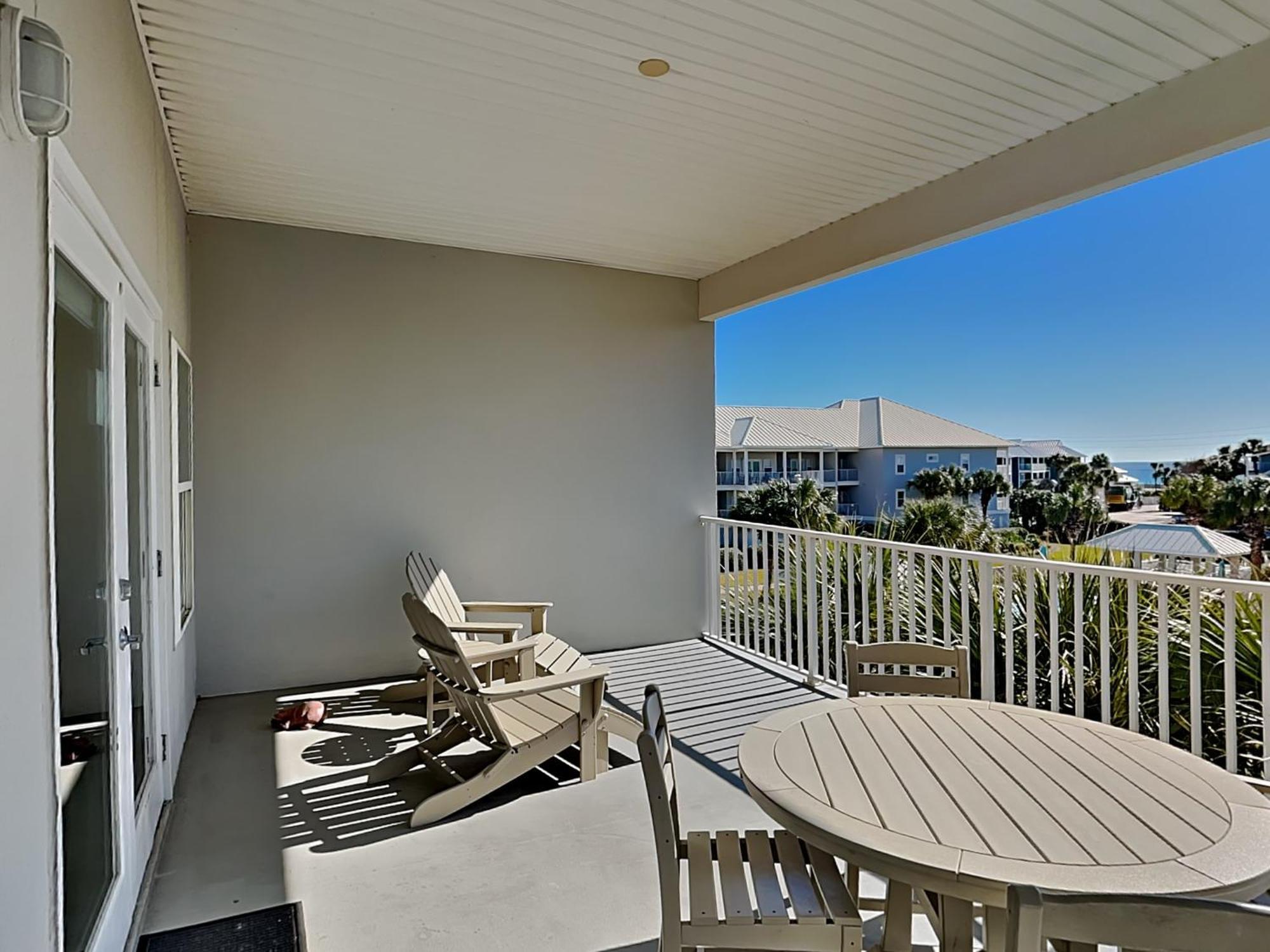 Pavilion Palms 201a *