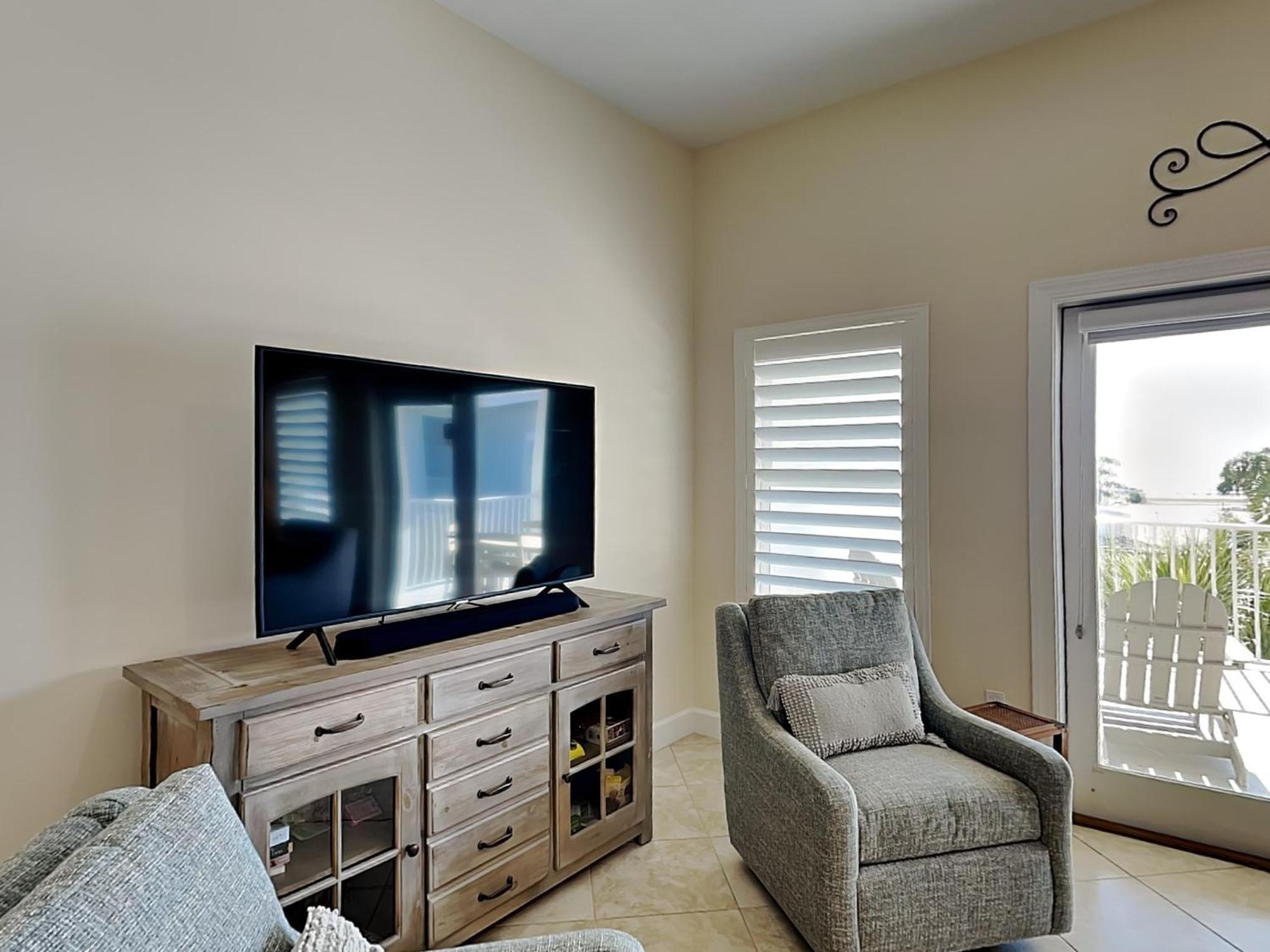 Pavilion Palms 201a Apartment *