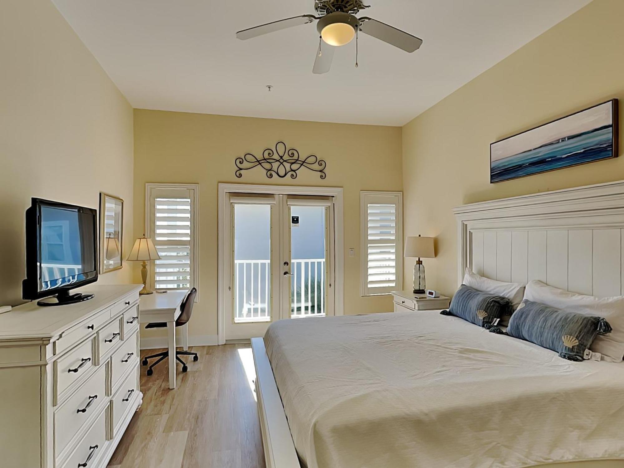 Pavilion Palms 201a Apartment