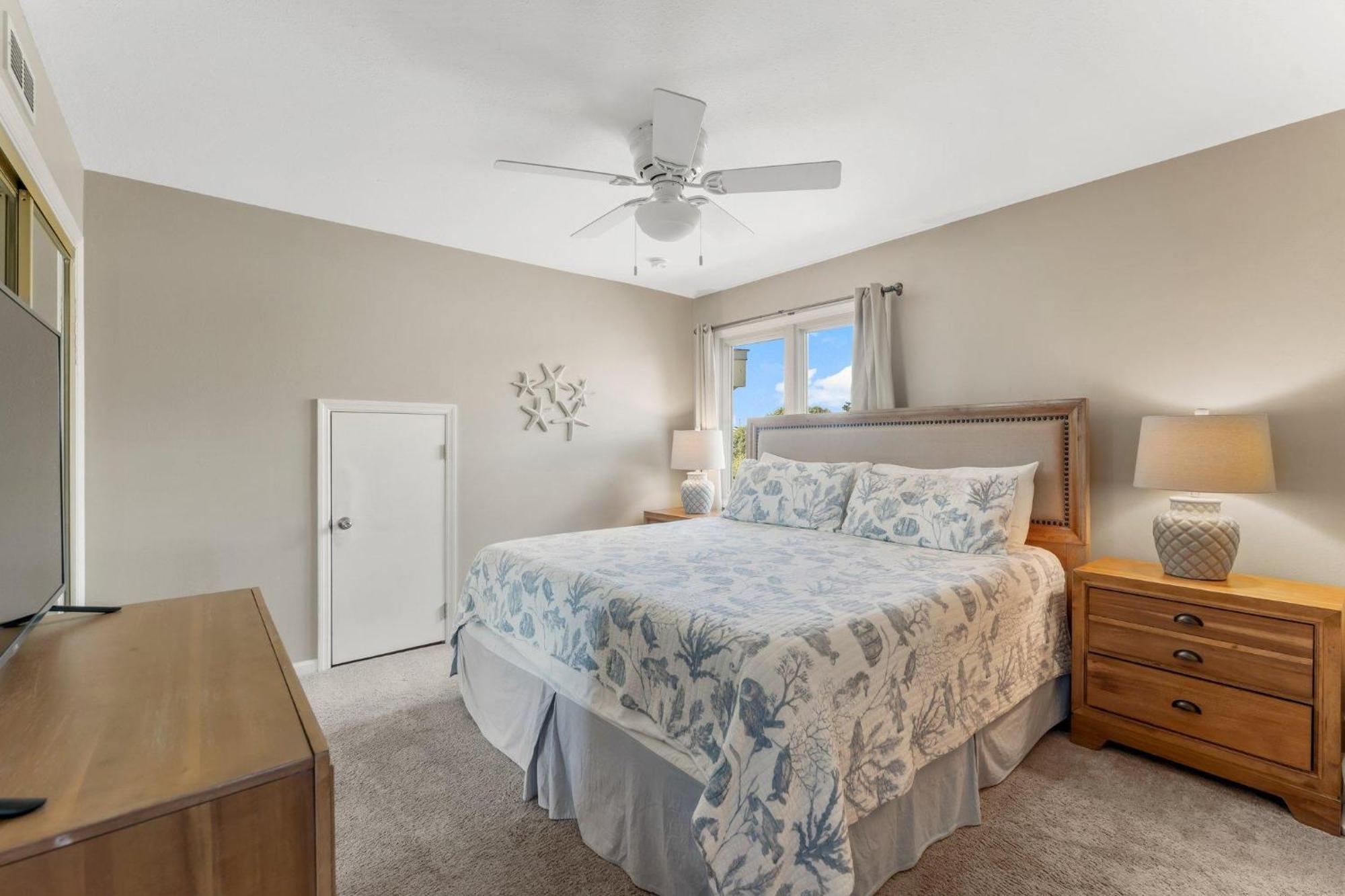 Seascape Lakefront 234 Destin