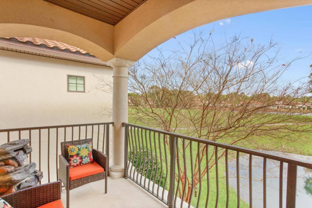 4 Bedroom House On The Golf Course With 2 Golf Carts!