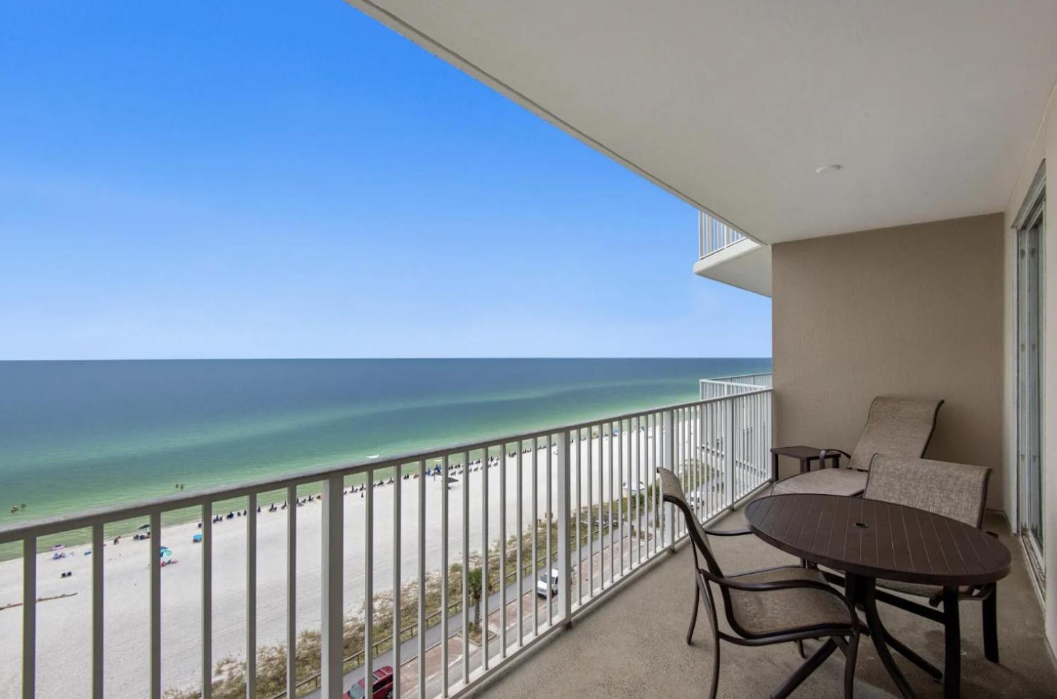 Apartment Beauty And The Beach! Heart Of Miramar *