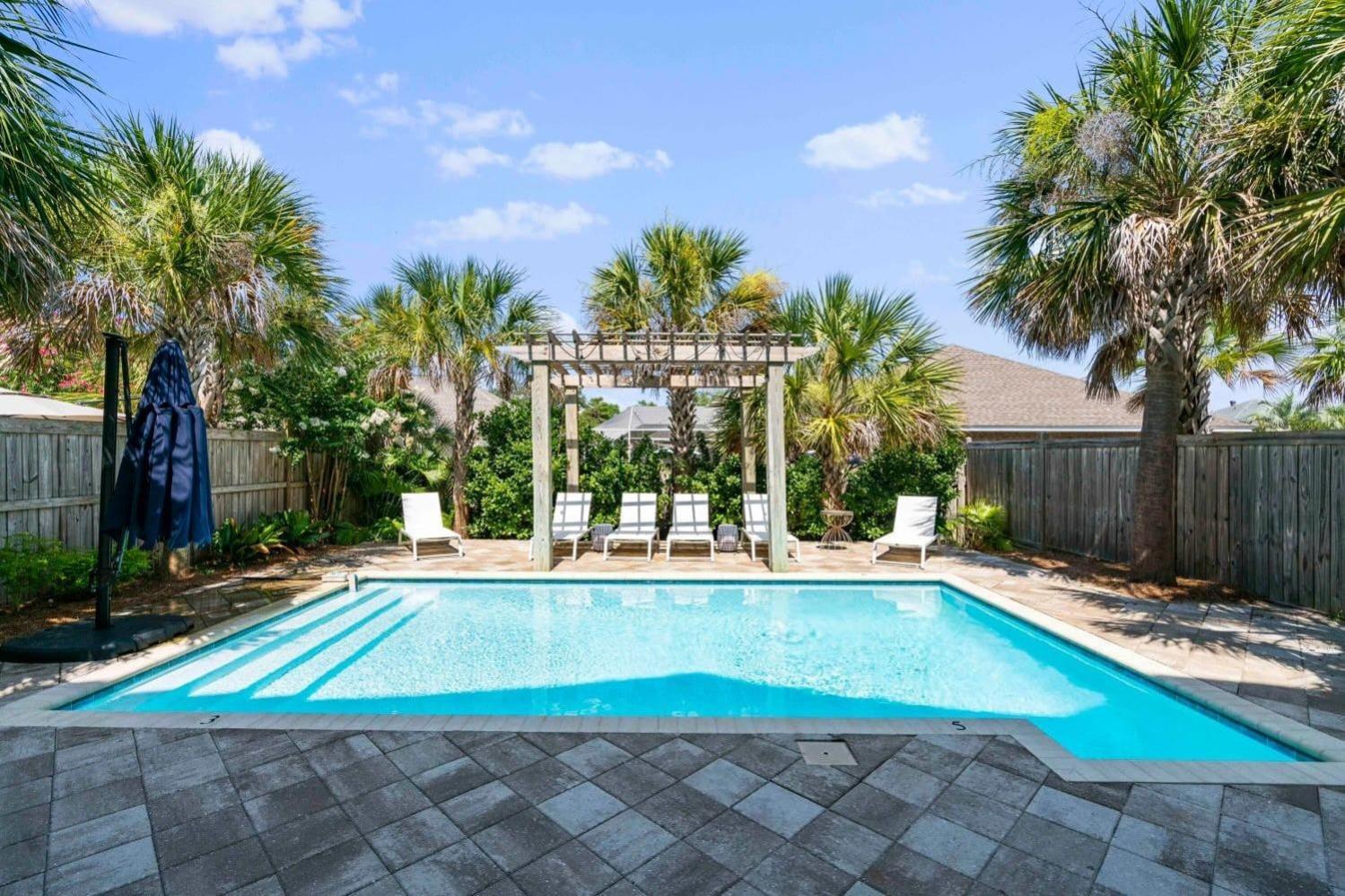 Holiday home Miramar Dream House Fully Stocked W Pool Hot Tub Near