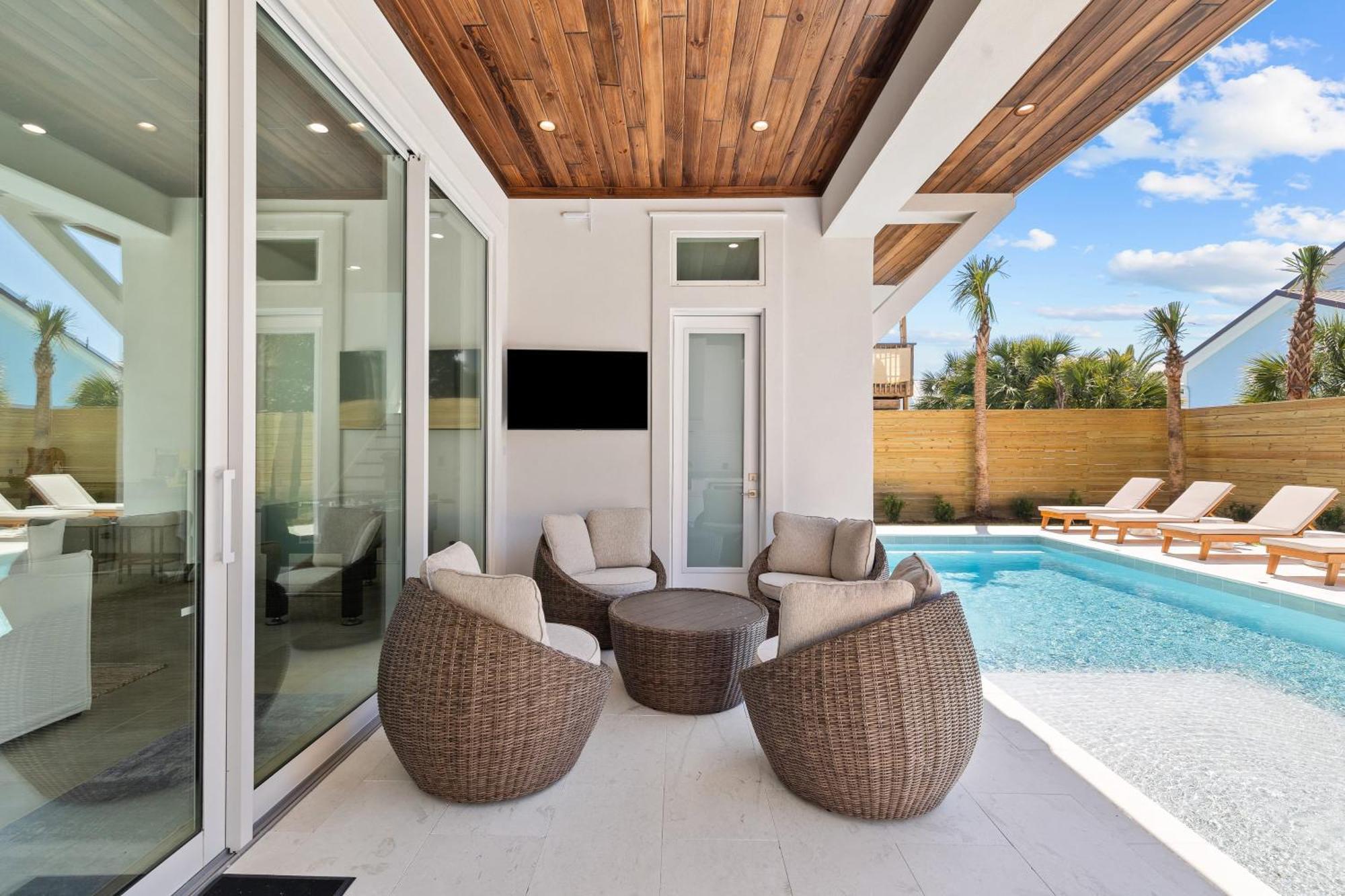 Villa Emerald Enclave By Avantstay 18bdr Buyout Two Stunning Homes By The Destin