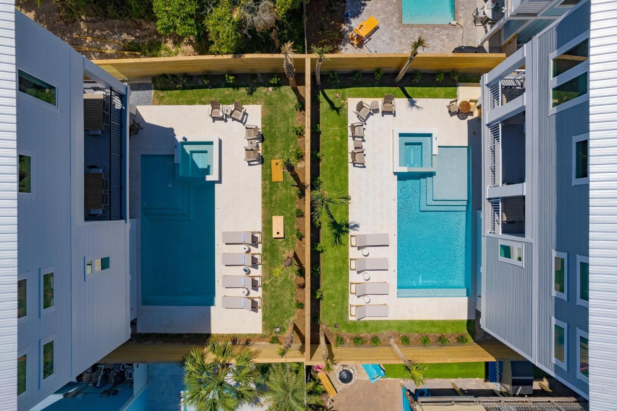 Emerald Enclave By Avantstay 18bdr Buyout Two Stunning Homes By The Destin