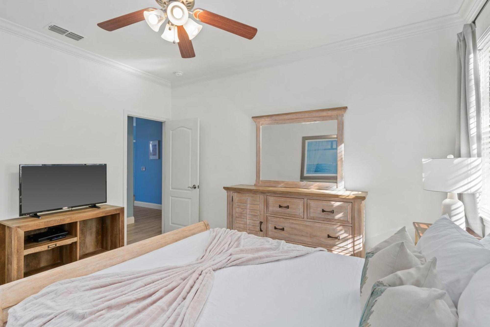 Coral By Avantstay Gorgeous Three Story W Two Balconies Holiday home Destin