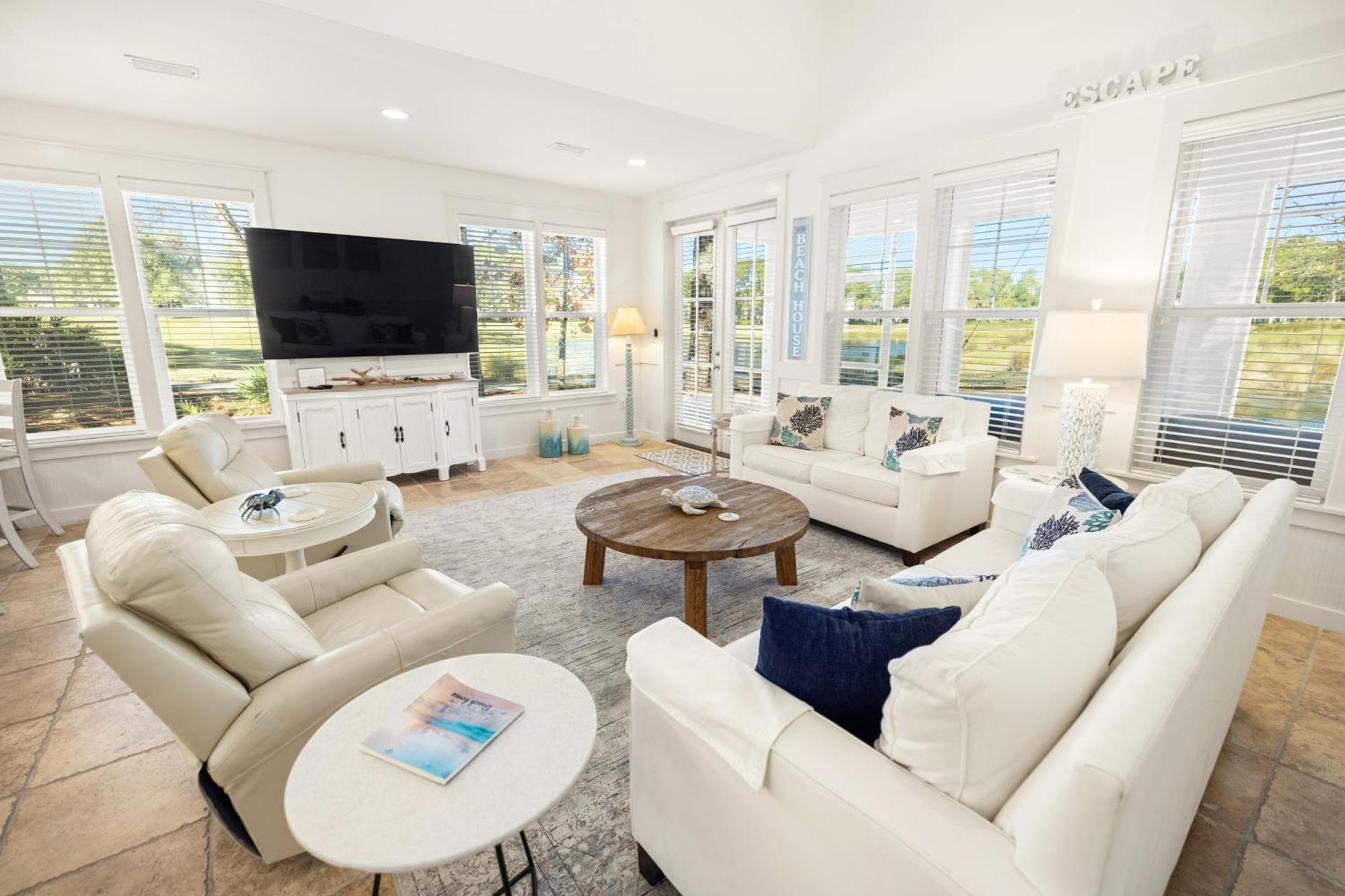 1332 Laurel Grove *