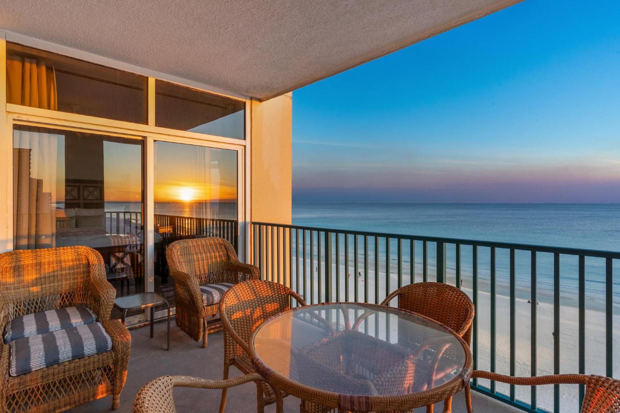 Apartment Jade East Towers 0840 By Newman-dailey *